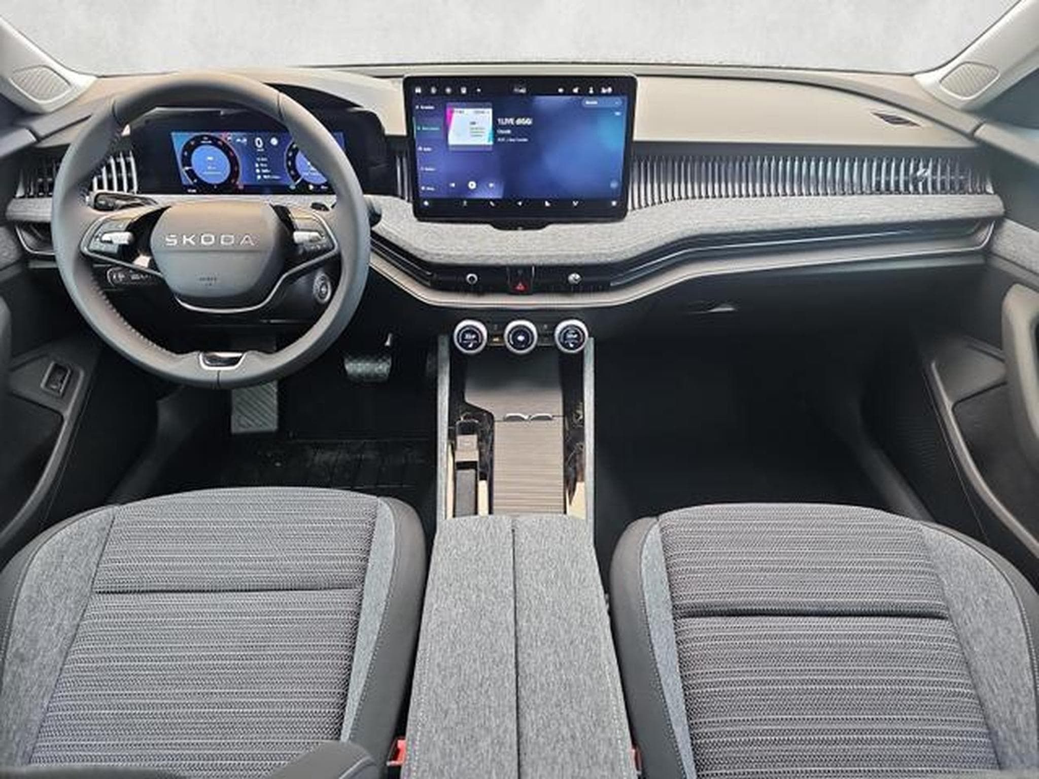 Skoda Superb 2.0 TDI 110 kW Selection (2026) - Photo 11