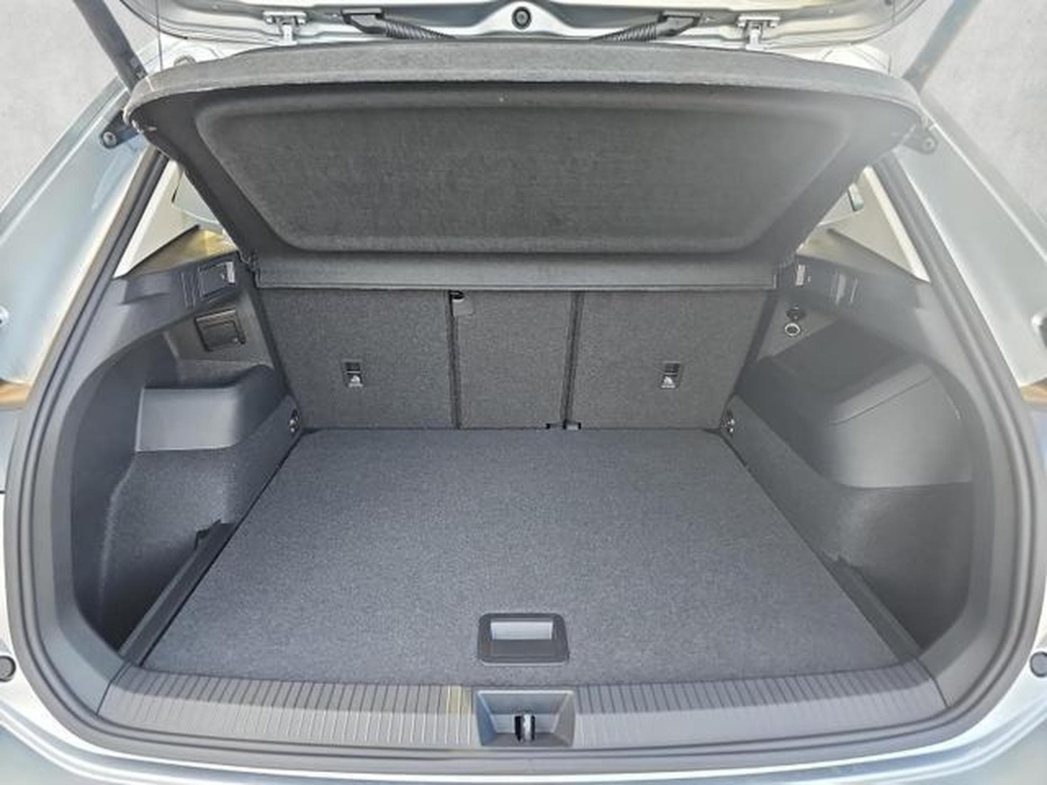 VW Tiguan 2.0 TDI 110 kW Elegance (2026) - Foto 14