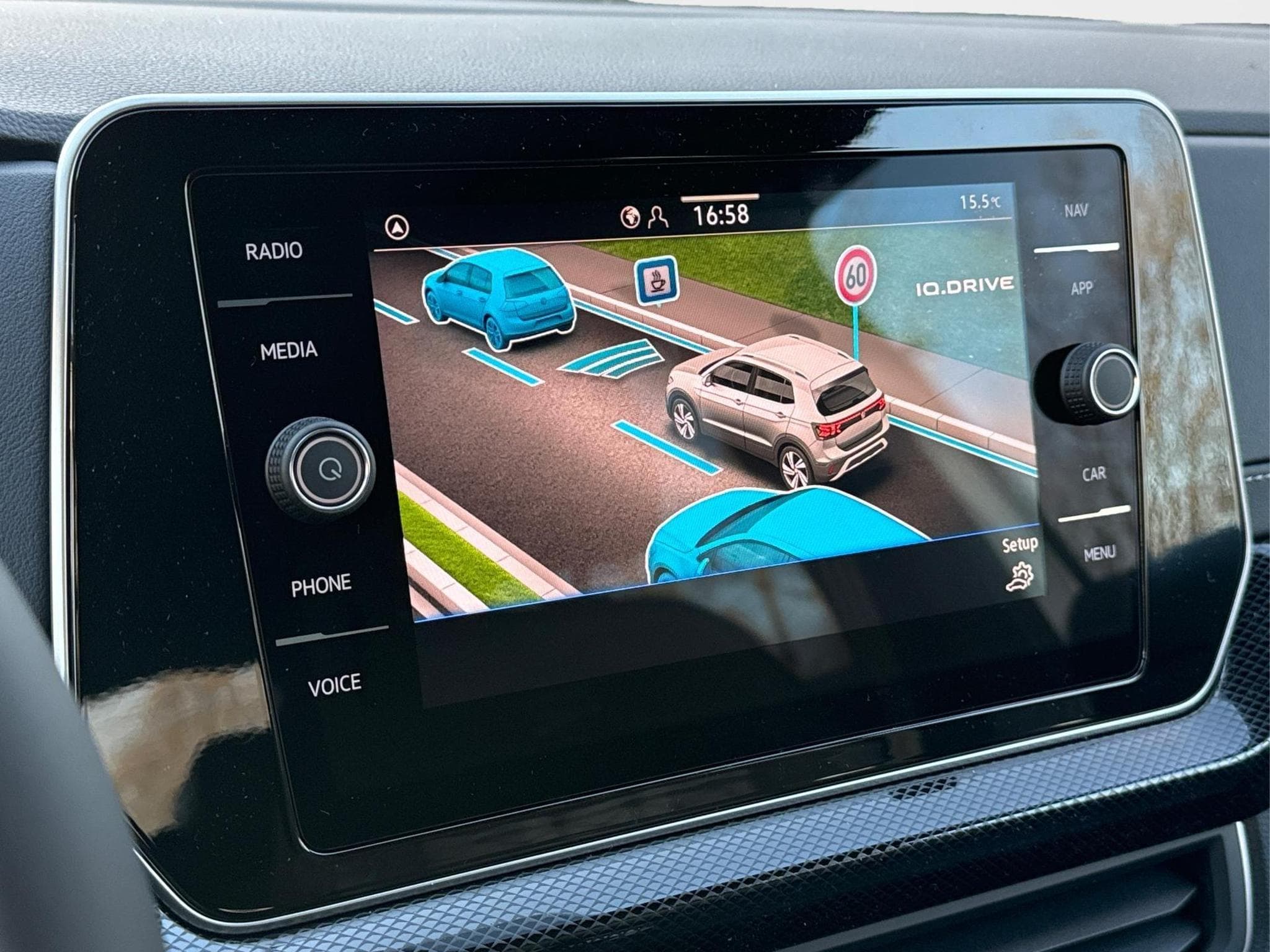 VW T-Cross R-Line Limited (2026) - Foto 24