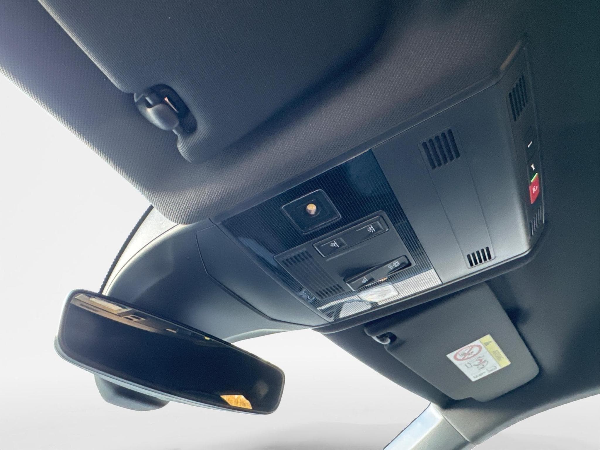 VW T-Cross R-Line Limited (2026) - Foto 25