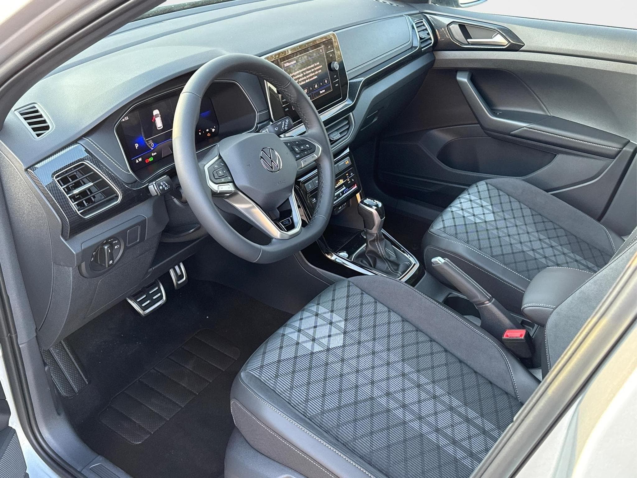 VW T-Cross R-Line Limited (2026) - Foto 9