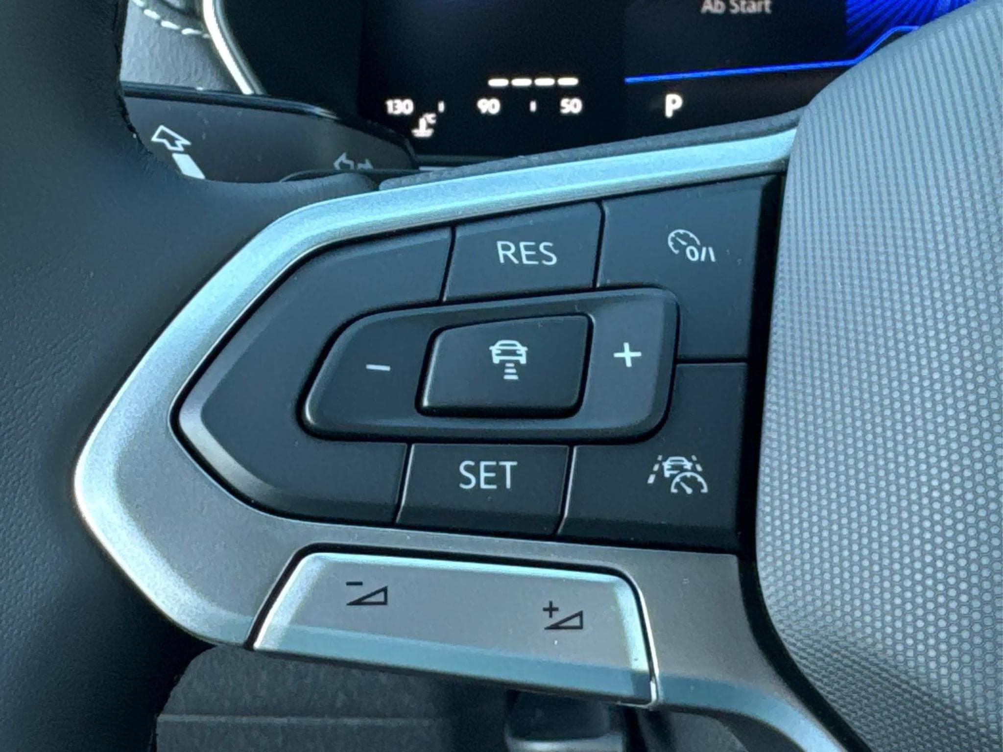 VW T-Cross R-Line Limited (2026) - Foto 22