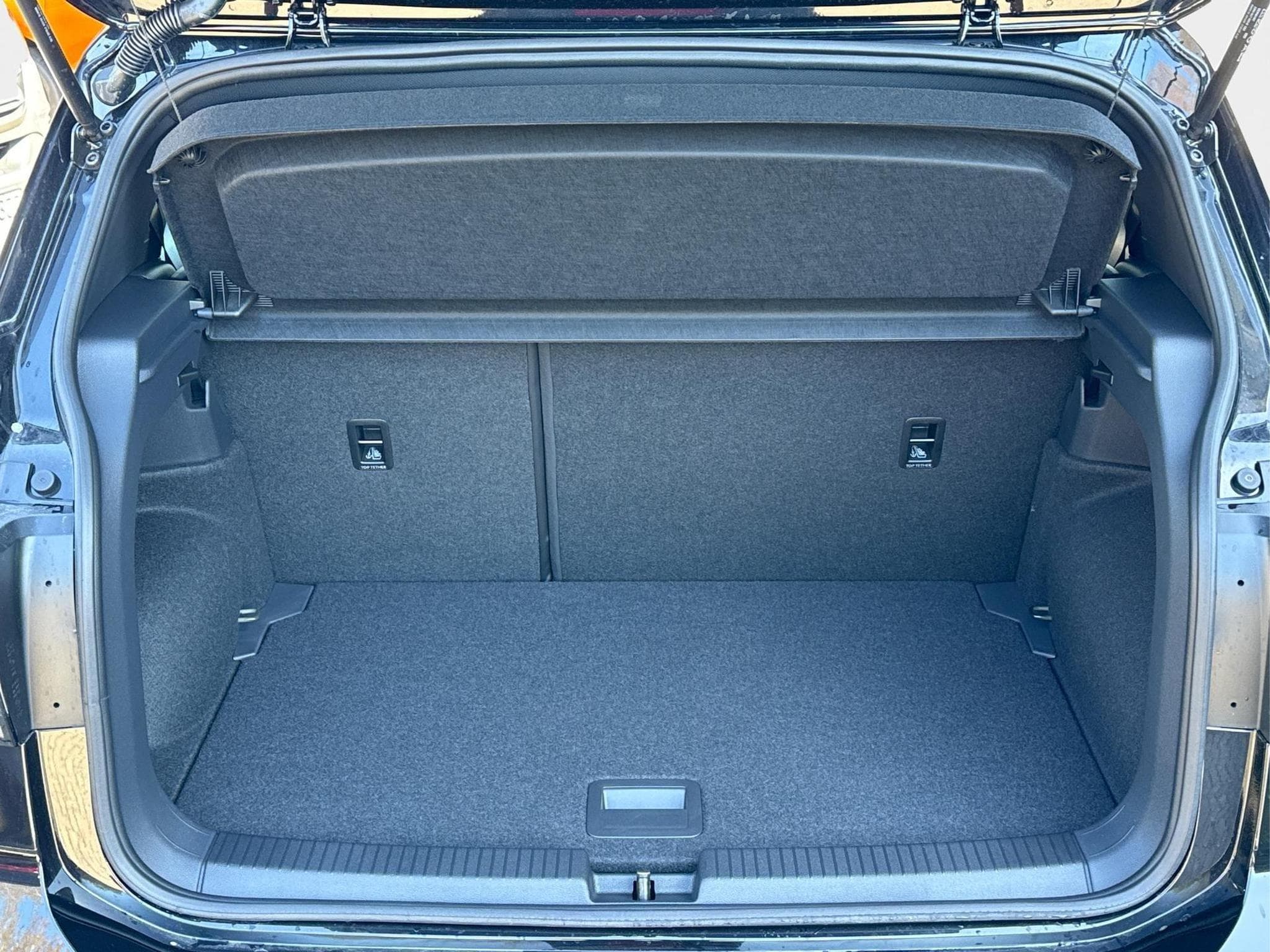 VW T-Cross R-Line Limited (2026) - Foto 11