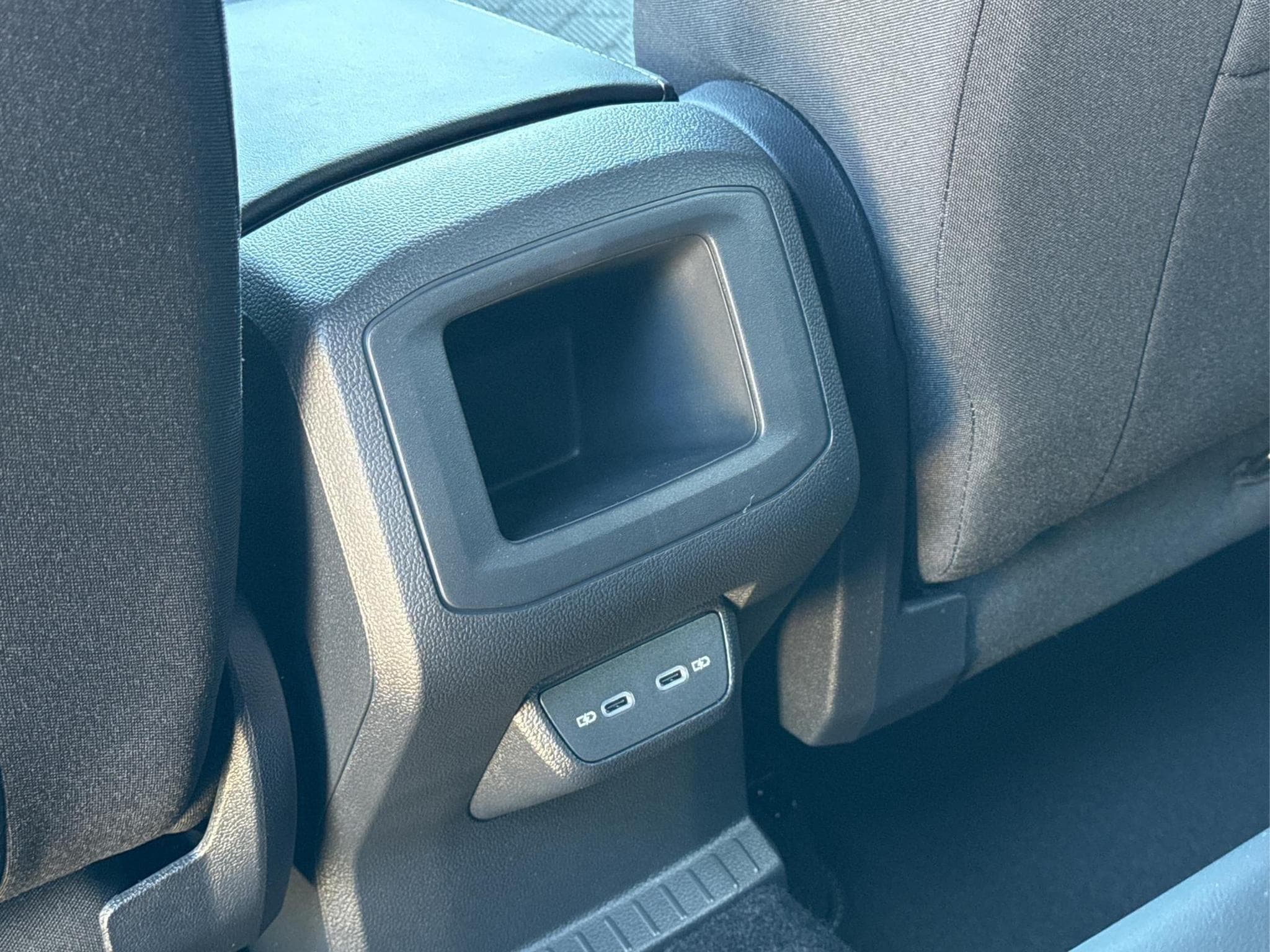 VW T-Cross R-Line Limited (2026) - Foto 16