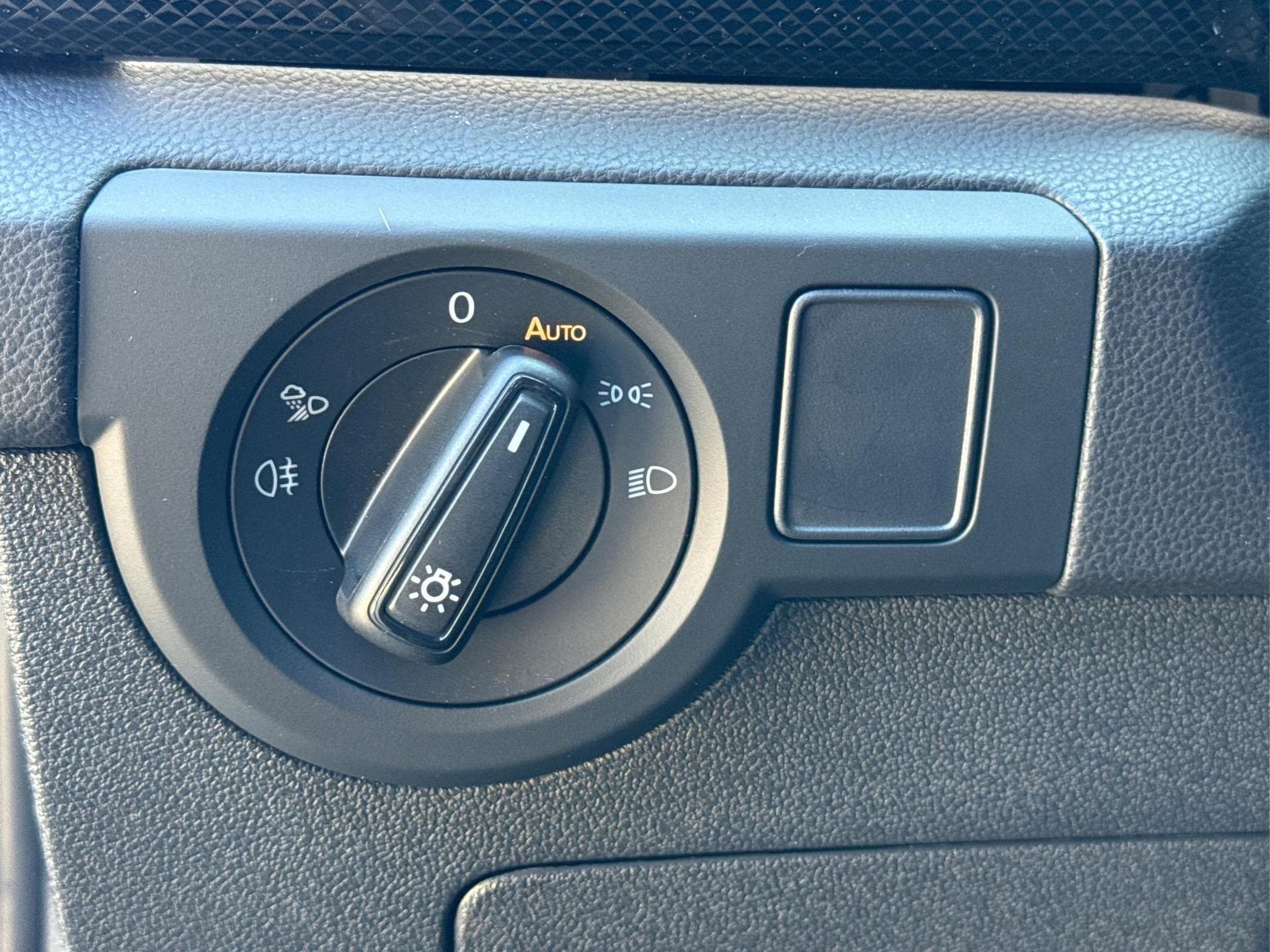 VW T-Cross R-Line Limited (2026) - Foto 18