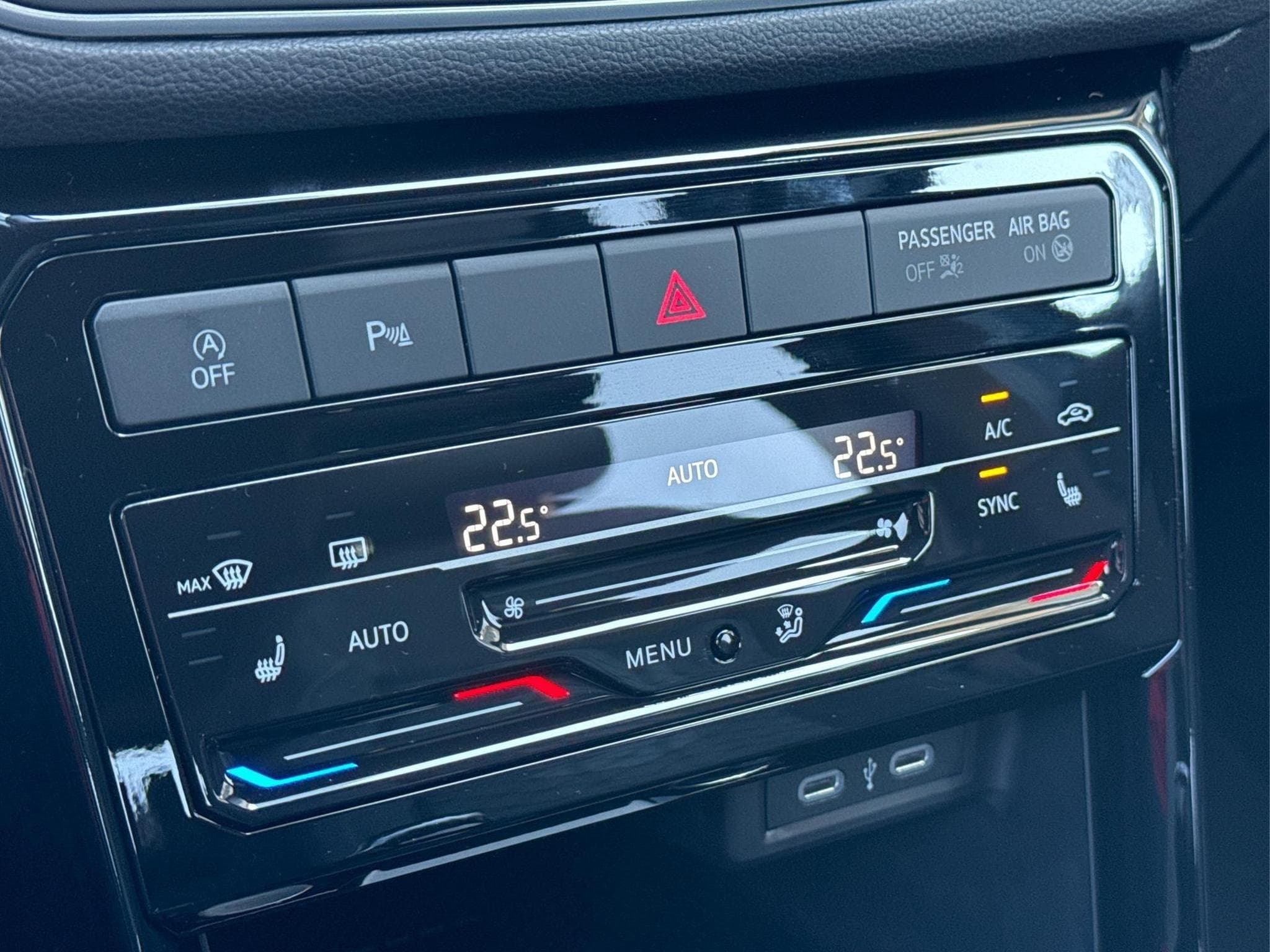 VW T-Cross R-Line Limited (2026) - Foto 19