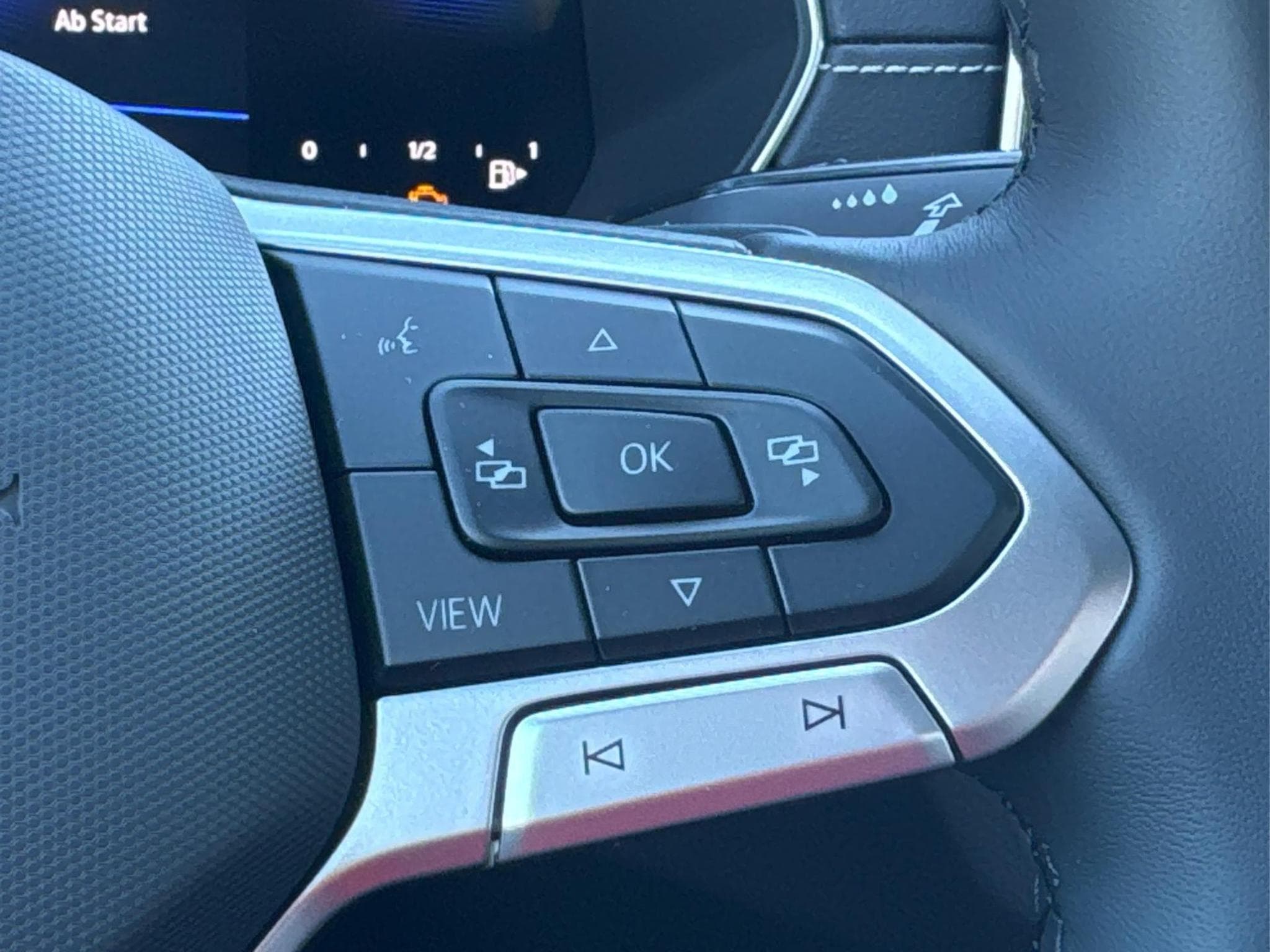 VW T-Cross R-Line Limited (2026) - Foto 22