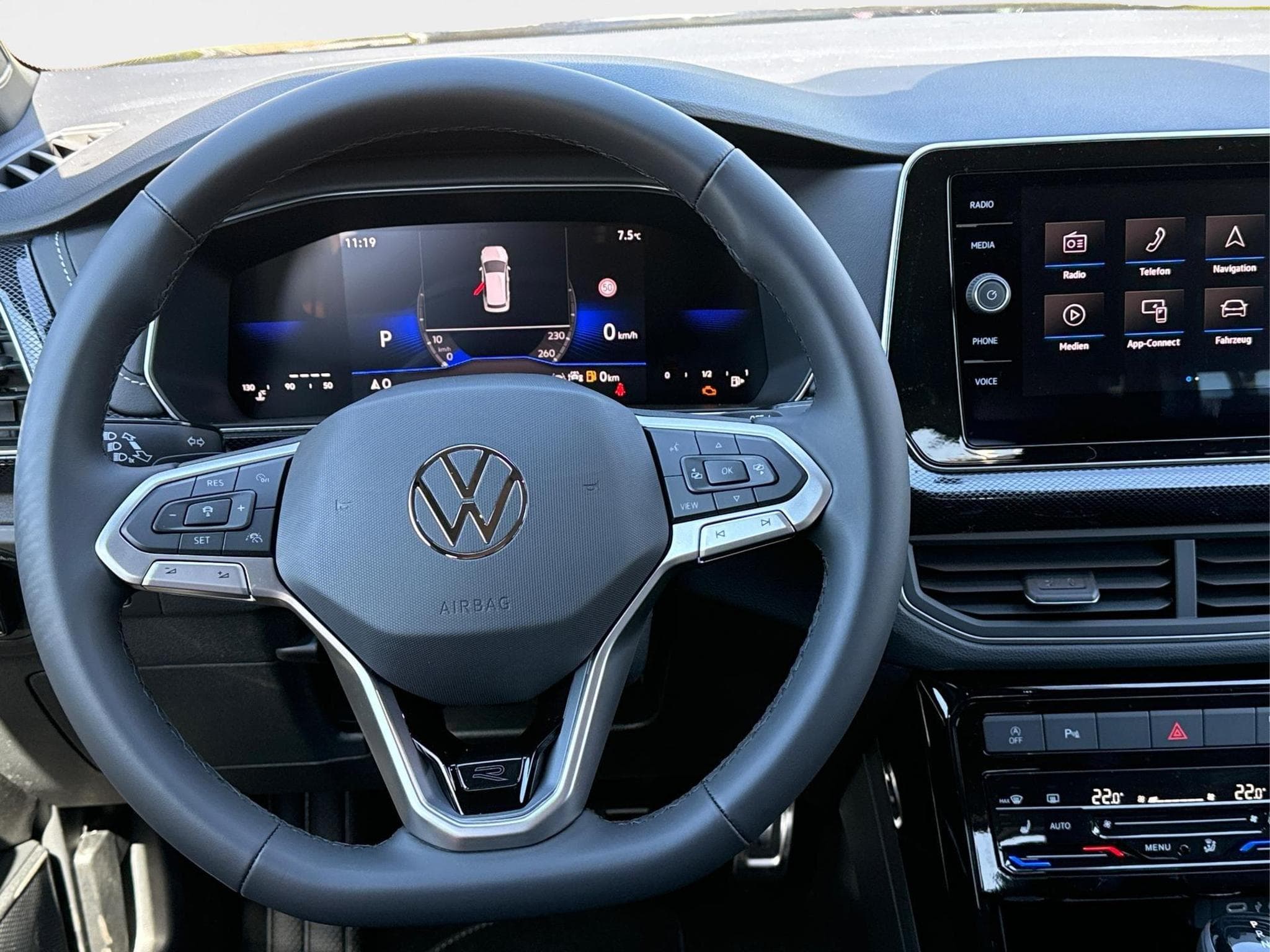 VW T-Cross R-Line Limited (2026) - Foto 8