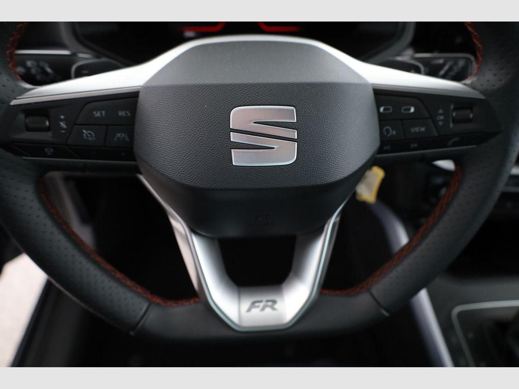 Seat Arona FR (2026) - Foto 6