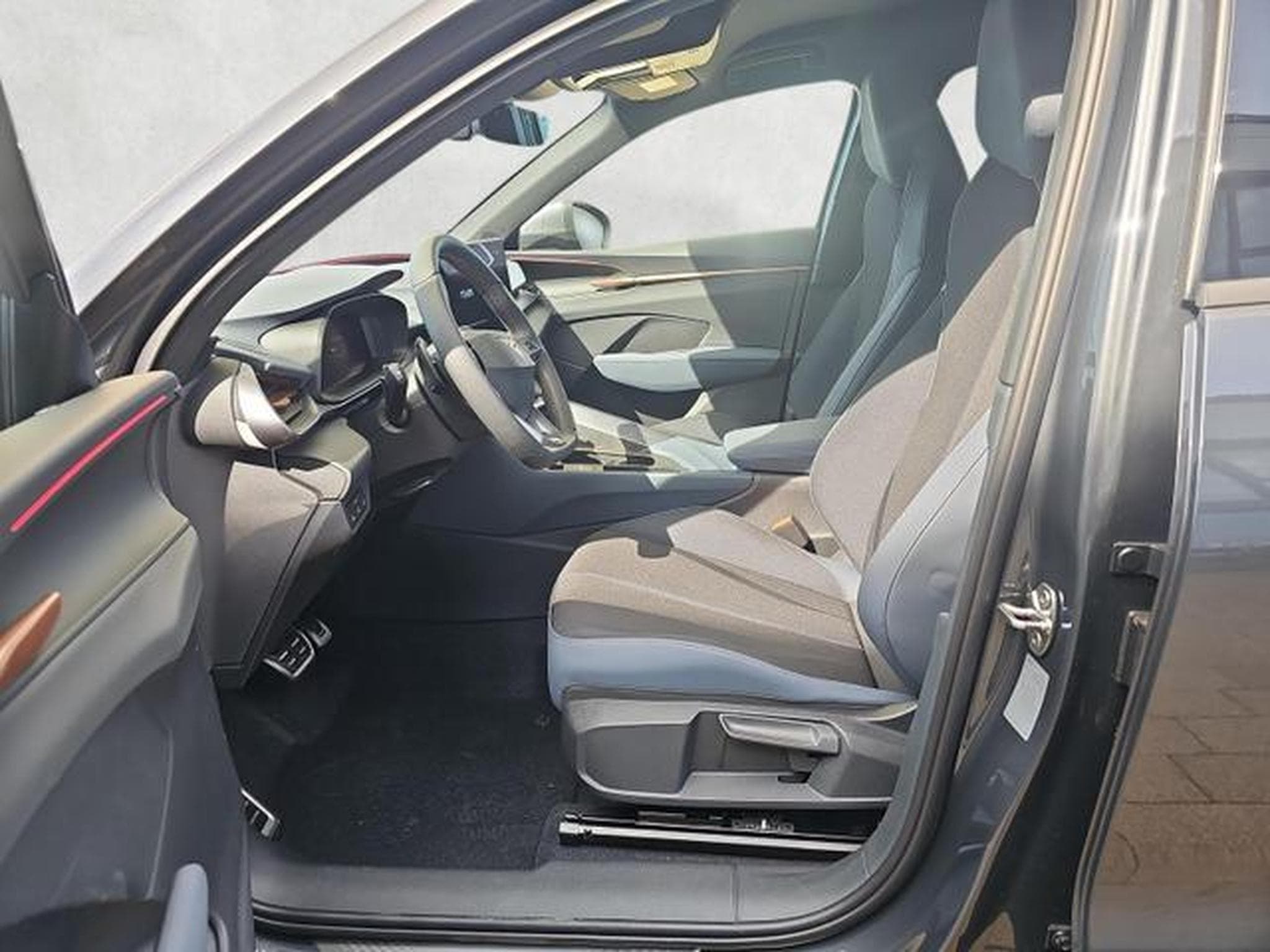 Cupra Terramar 2.0 TSI 195 kW 4Drive VZ (2026) - Photo 9