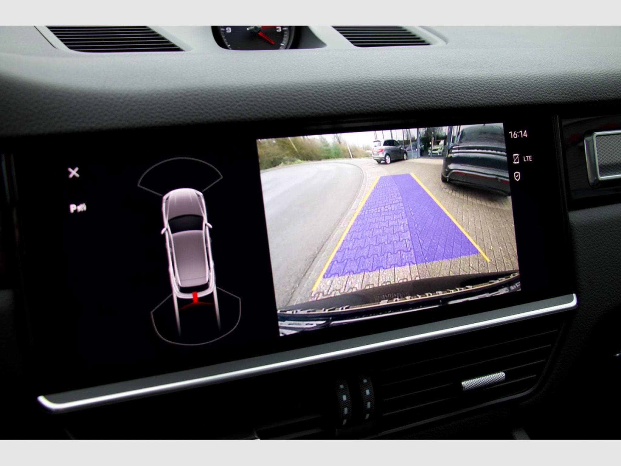 Porsche Cayenne E-Hybrid Cayenne Platinum Edition - Sport Design Pack (2023) - Photo 12