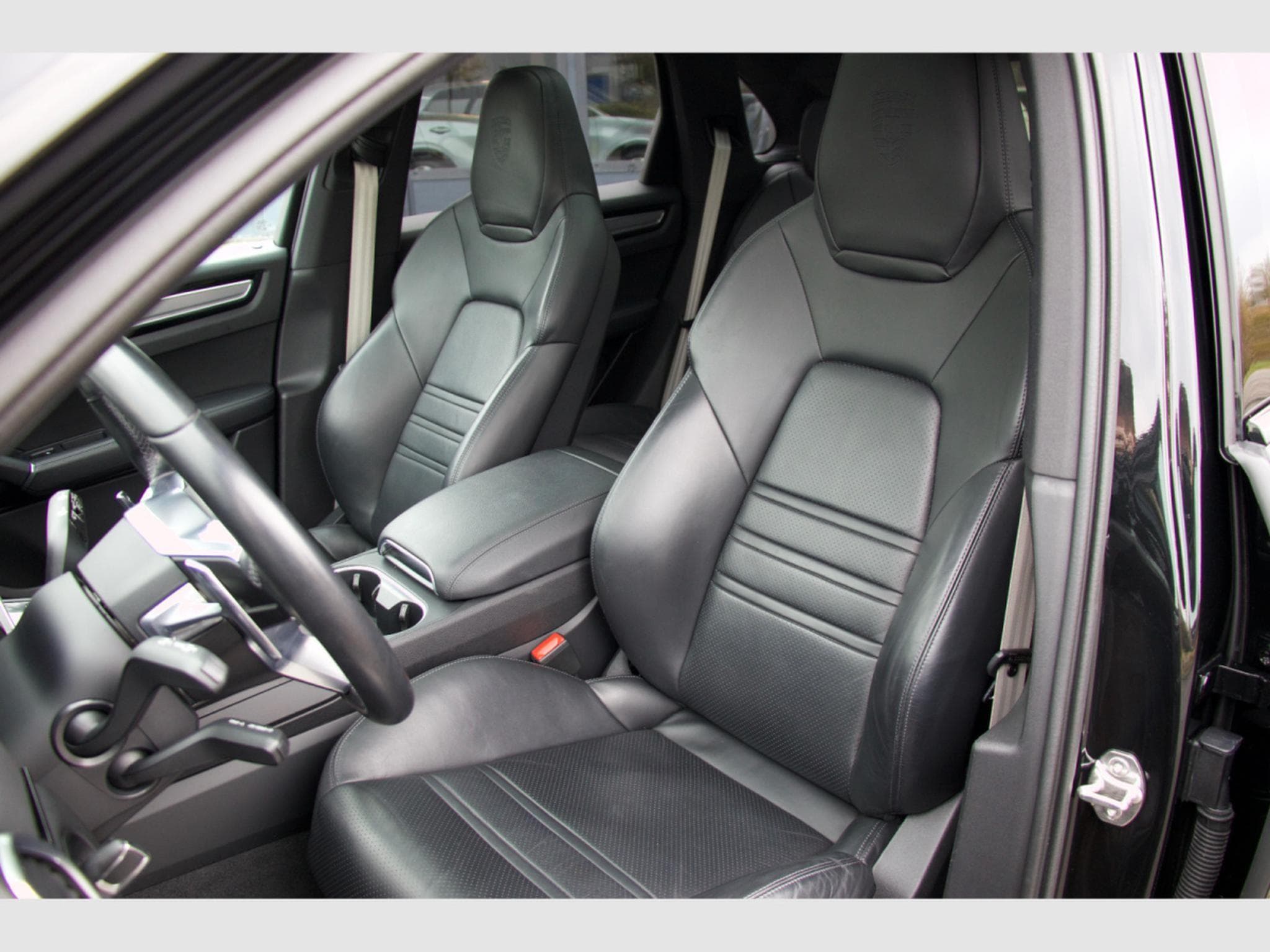 Porsche Cayenne E-Hybrid Cayenne Platinum Edition - Sport Design Pack (2023) - Photo 7