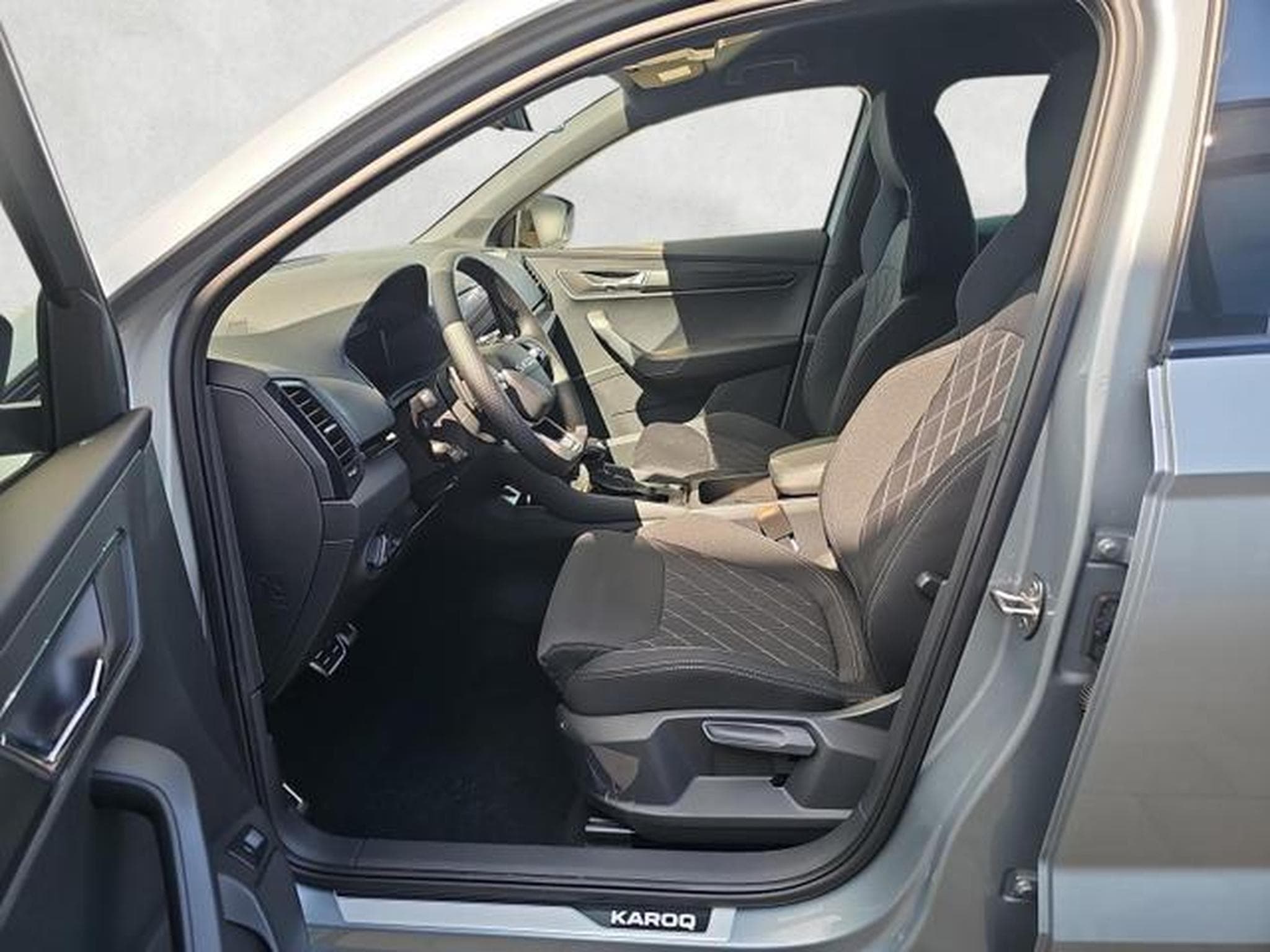 Skoda Karoq Sportline (2026) - Photo 9