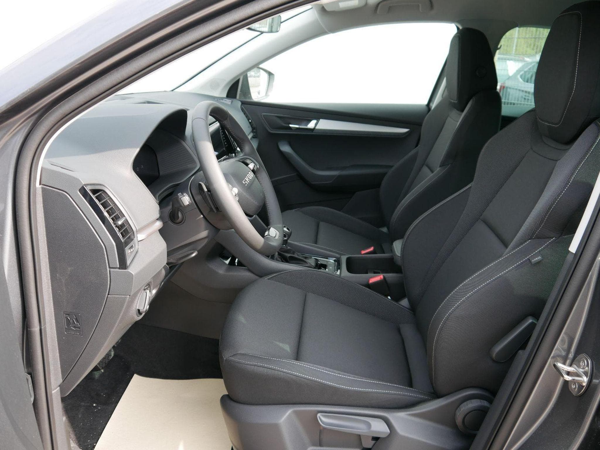 Skoda Karoq 130 Jahre (2025) - Photo 9