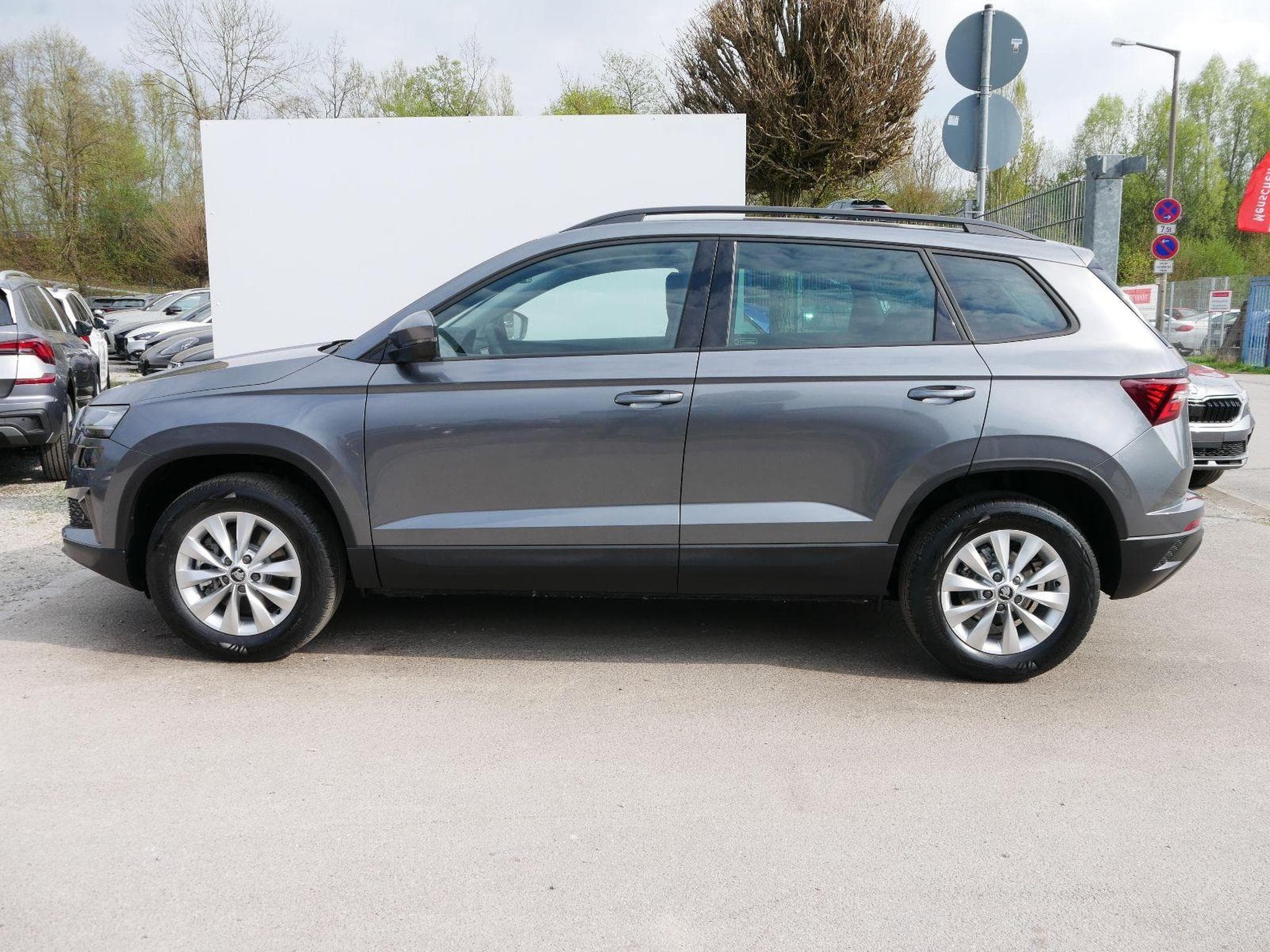 Skoda Karoq 130 Jahre (2026) - Photo 4