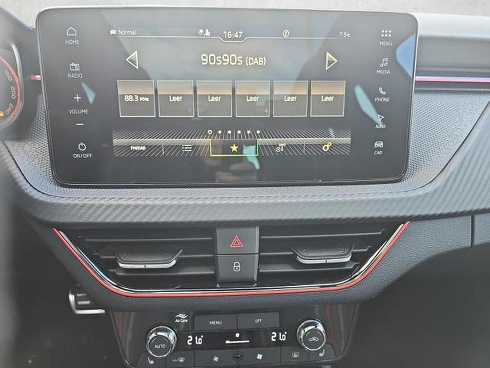 Skoda Kamiq Monte Carlo (2026) - Photo 12