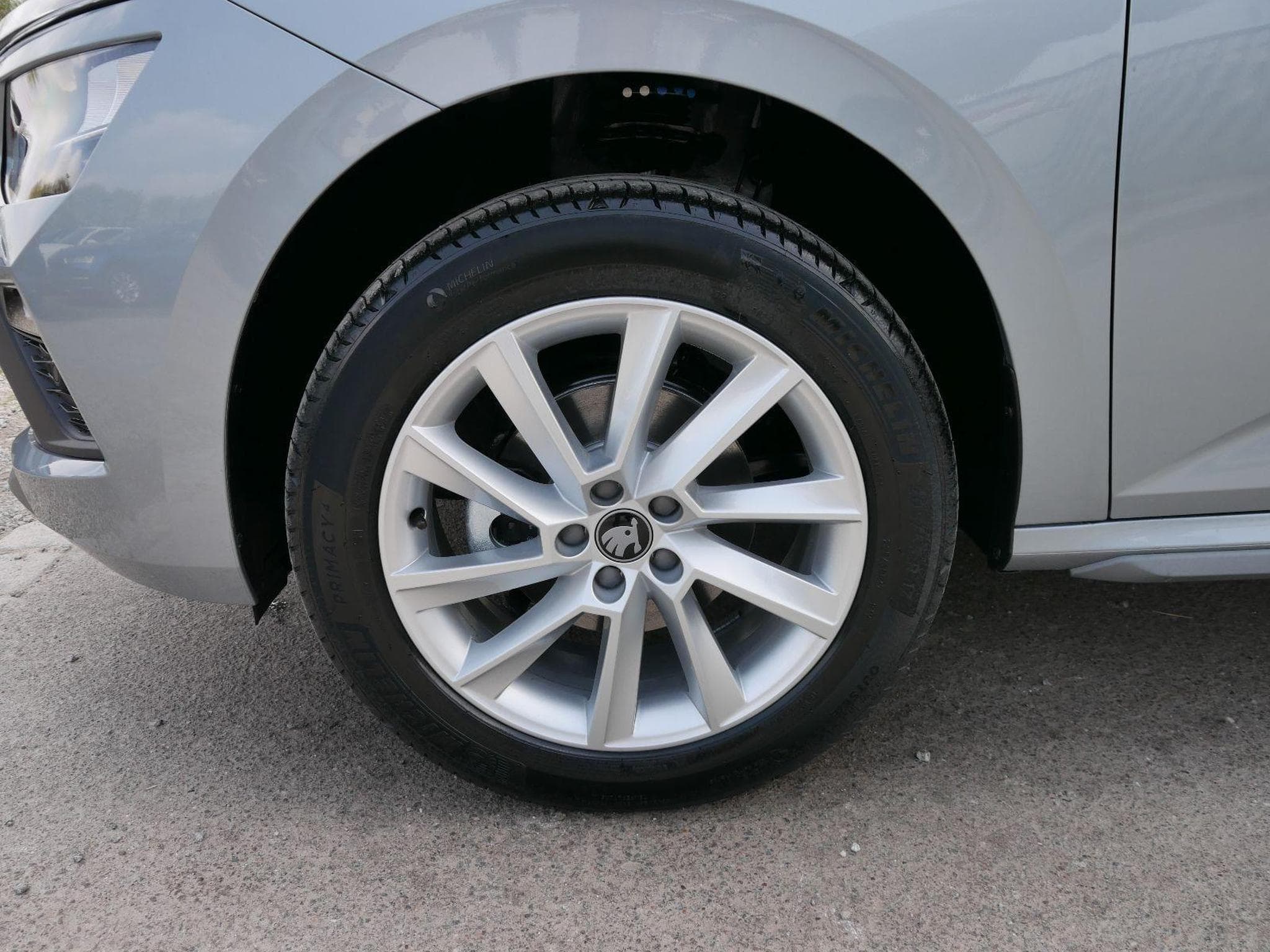 Skoda Kamiq 130 Jahre Premium (2026) - Photo 3