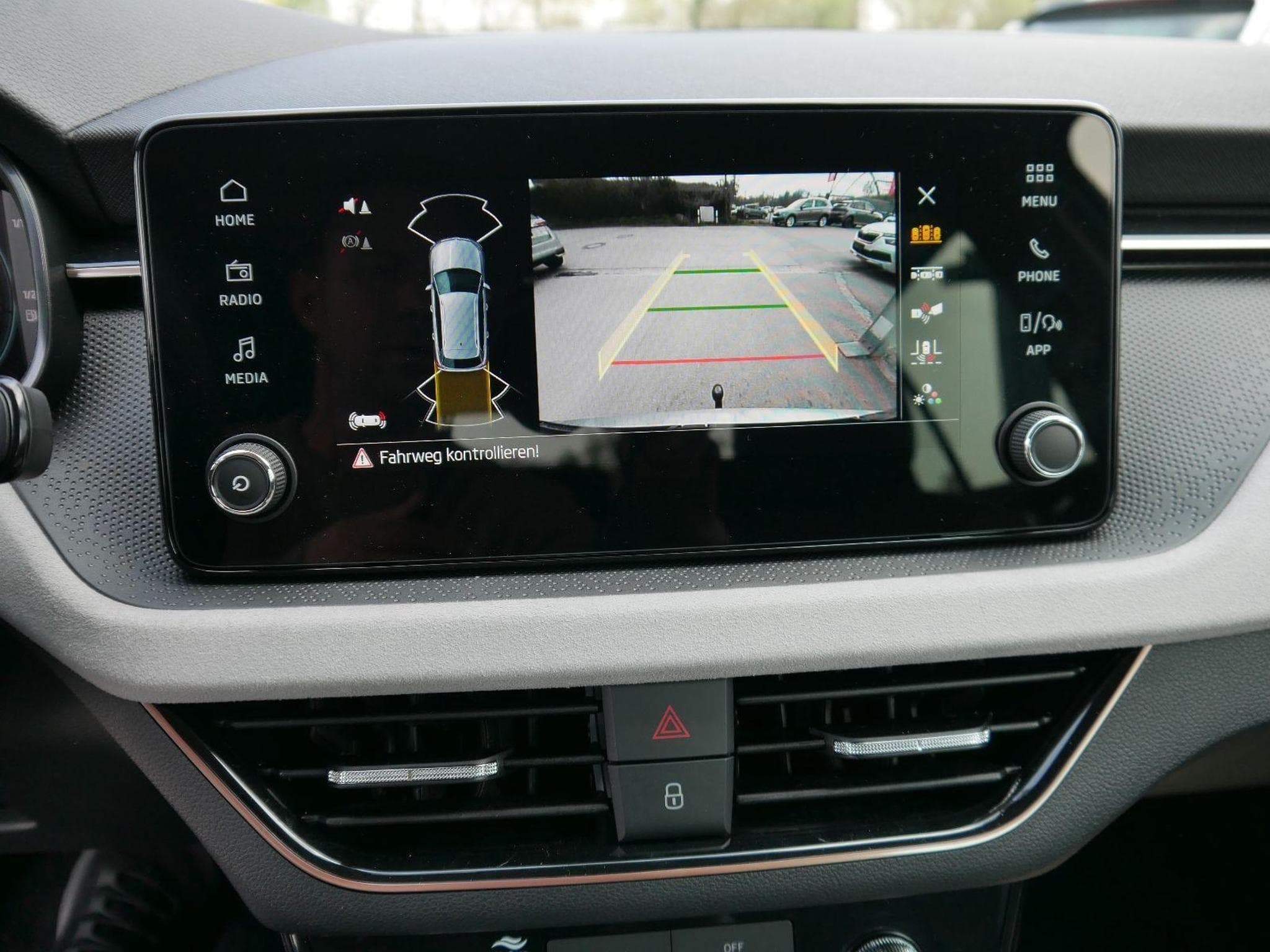 Skoda Kamiq 130 Jahre Premium (2026) - Photo 15