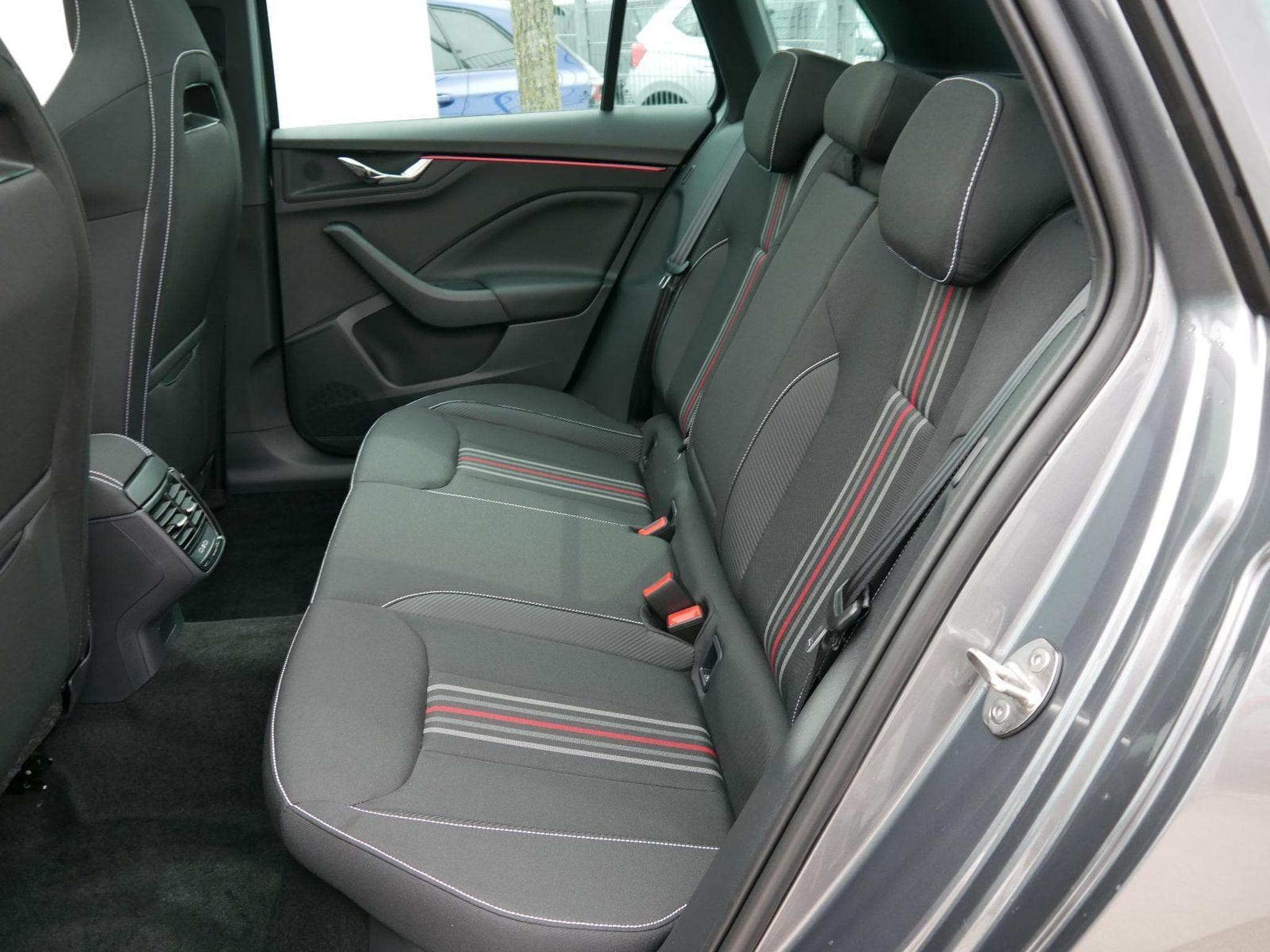 Skoda Kamiq Monte Carlo (2026) - Photo 7