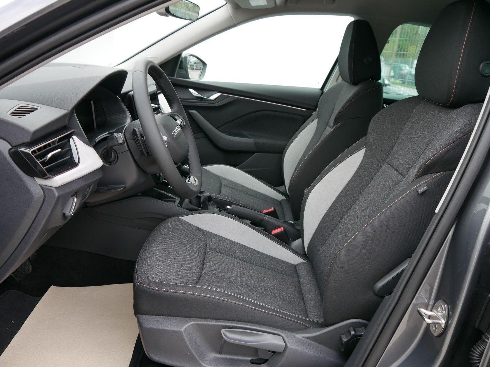 Skoda Kamiq 130 Jahre Premium (2026) - Photo 8