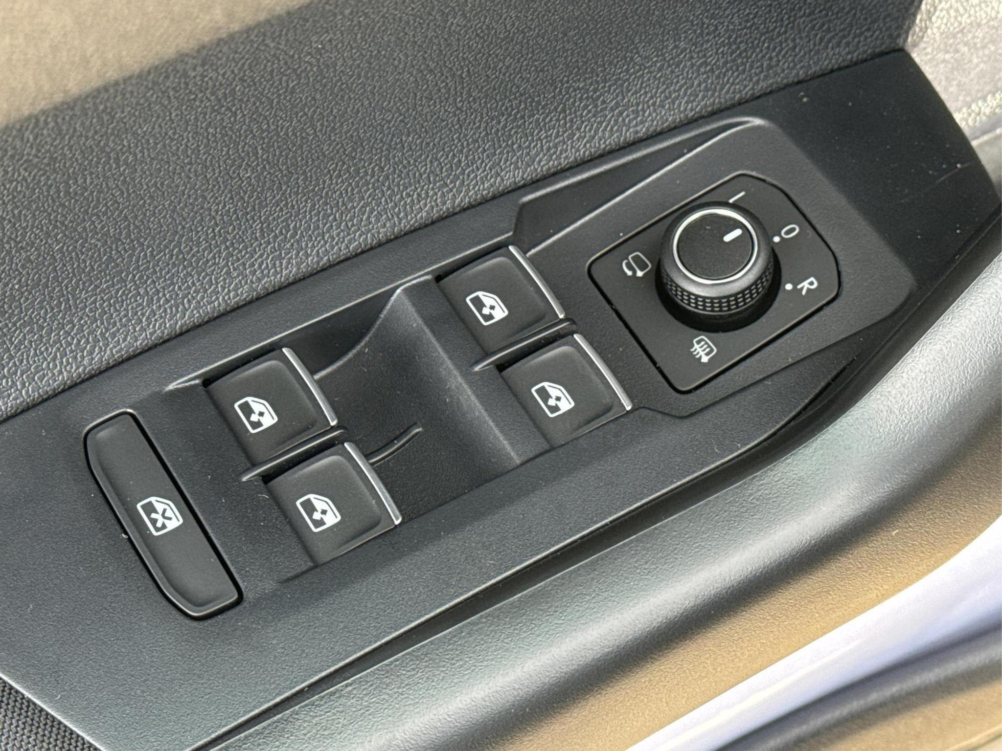 VW Taigo R-Line Limited (2026) - Photo 17