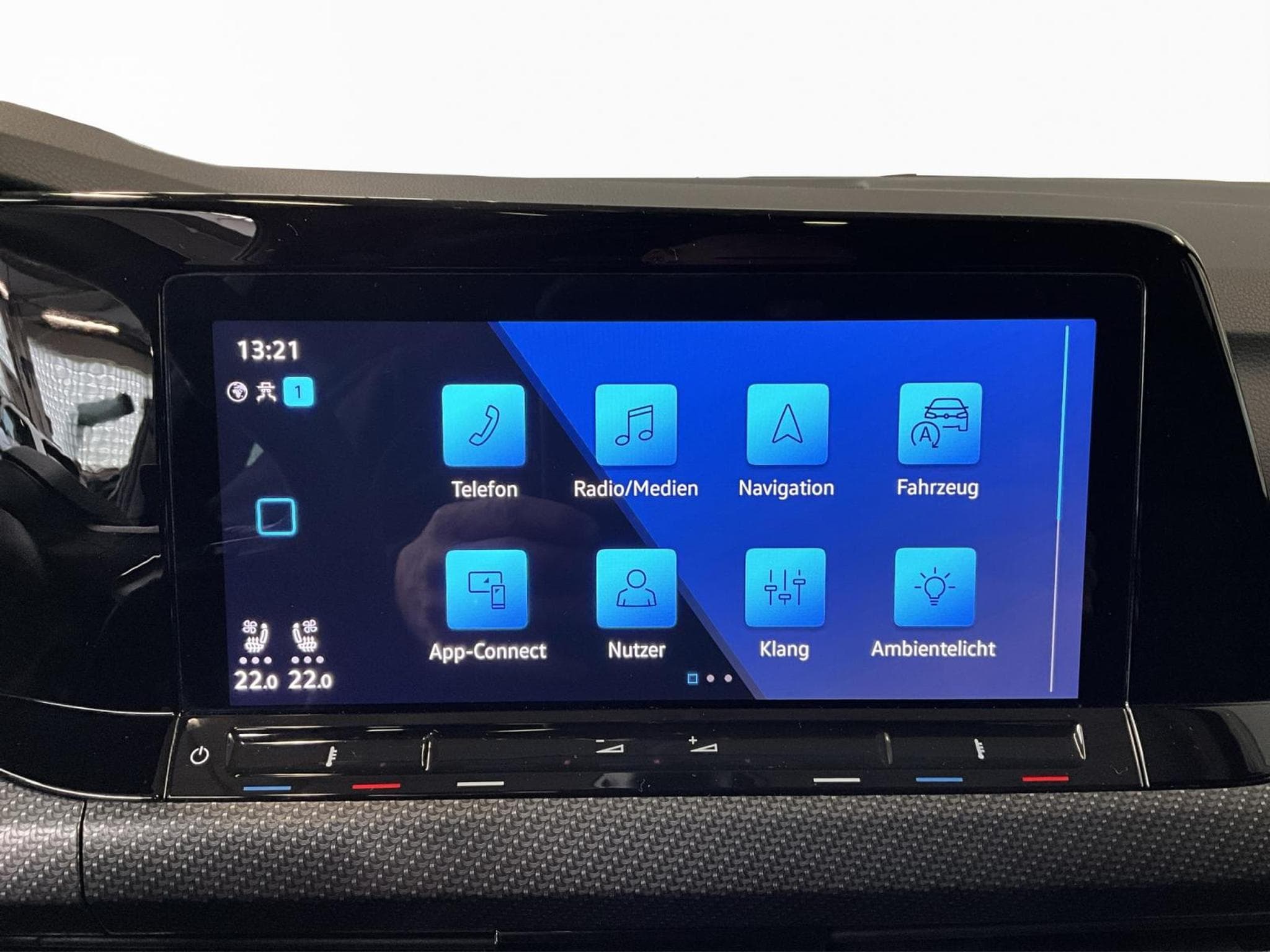 VW Golf R+DSG+4M+P.Leder+Akra+Pano (2021) - Photo 13