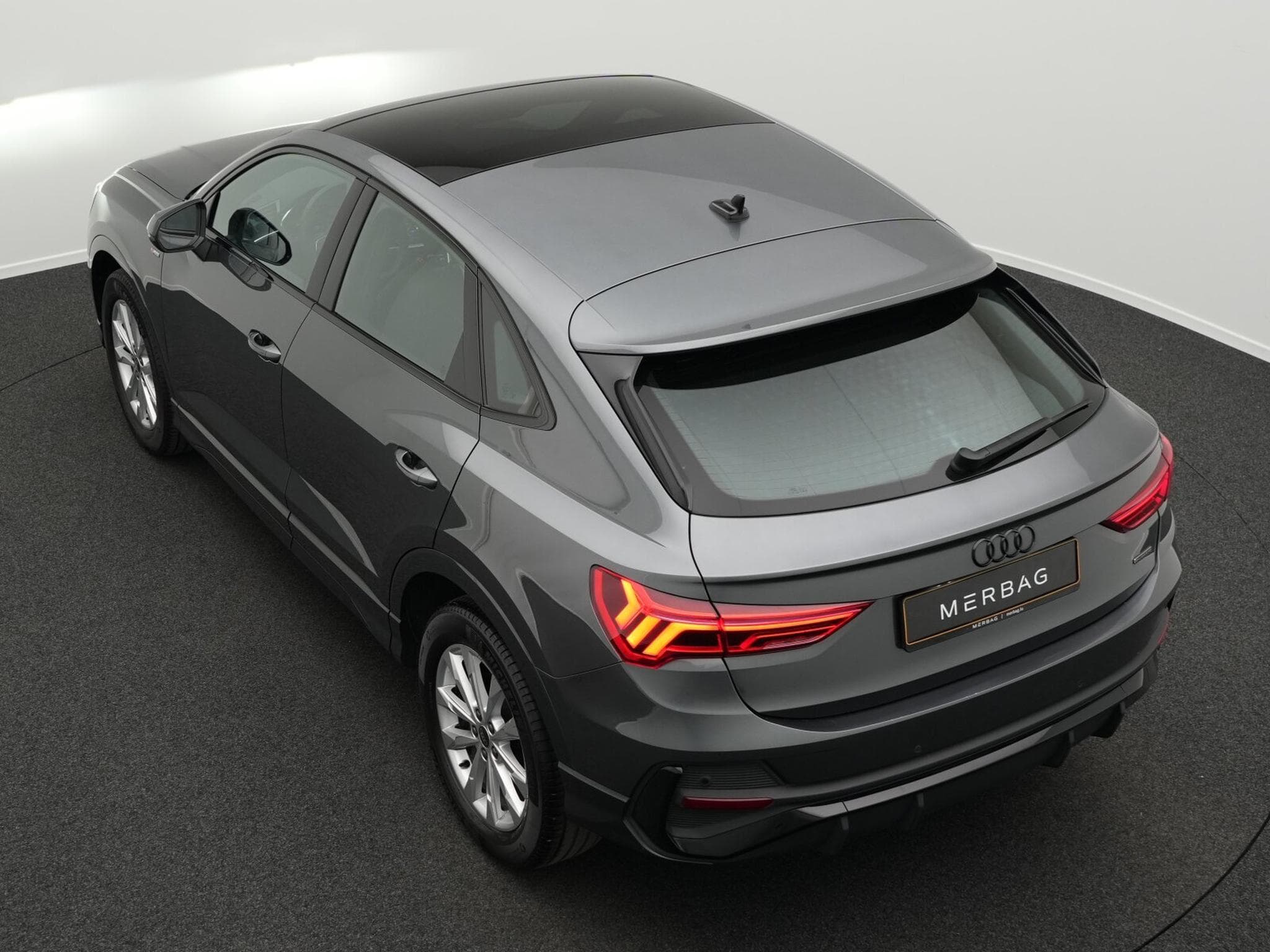 Audi Q3 Sportback 45 2.0TFSI quattro S line (1970) - Photo 11