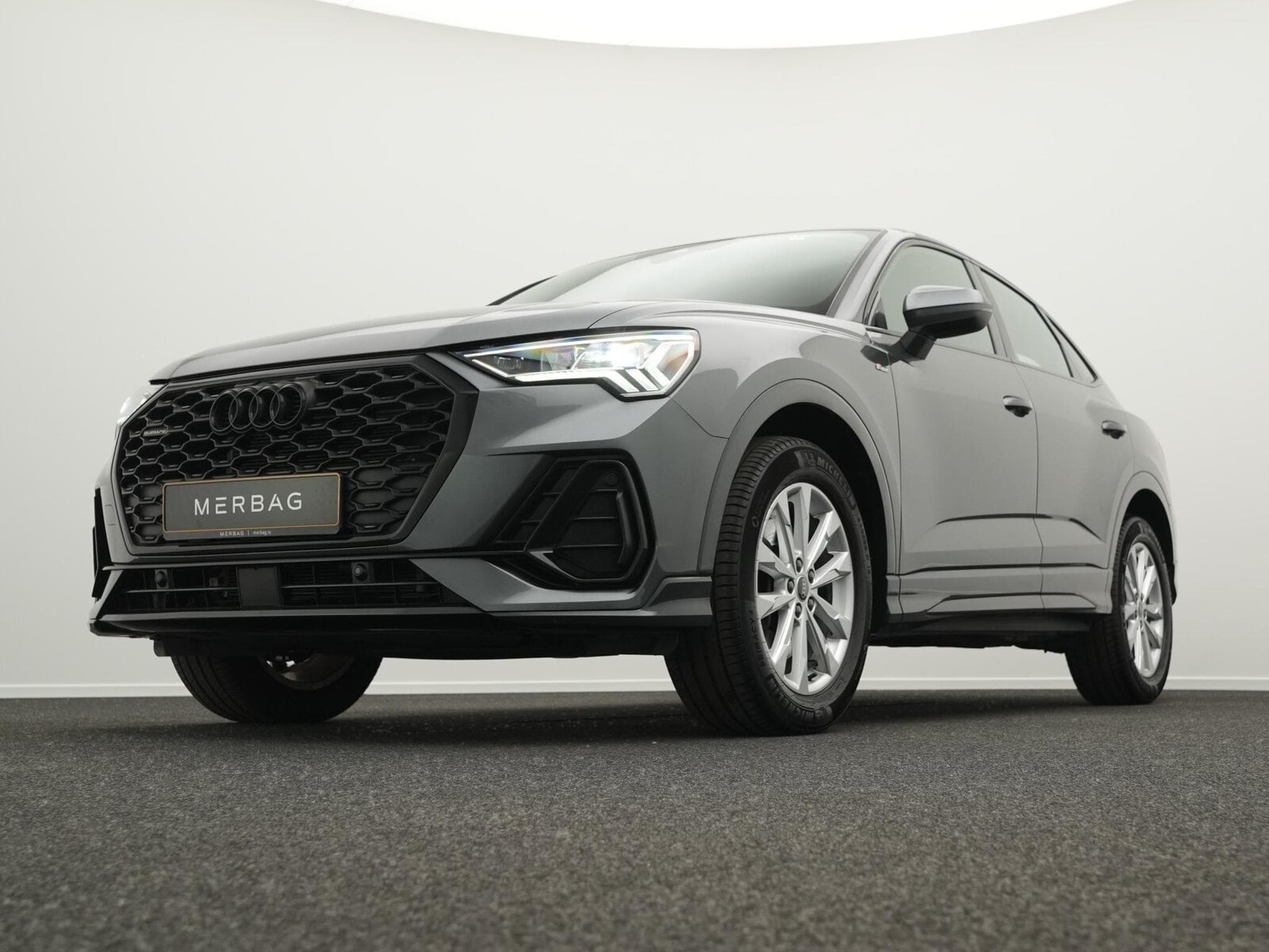 Audi Q3 Sportback 45 2.0TFSI quattro S line (1970) - Photo 8