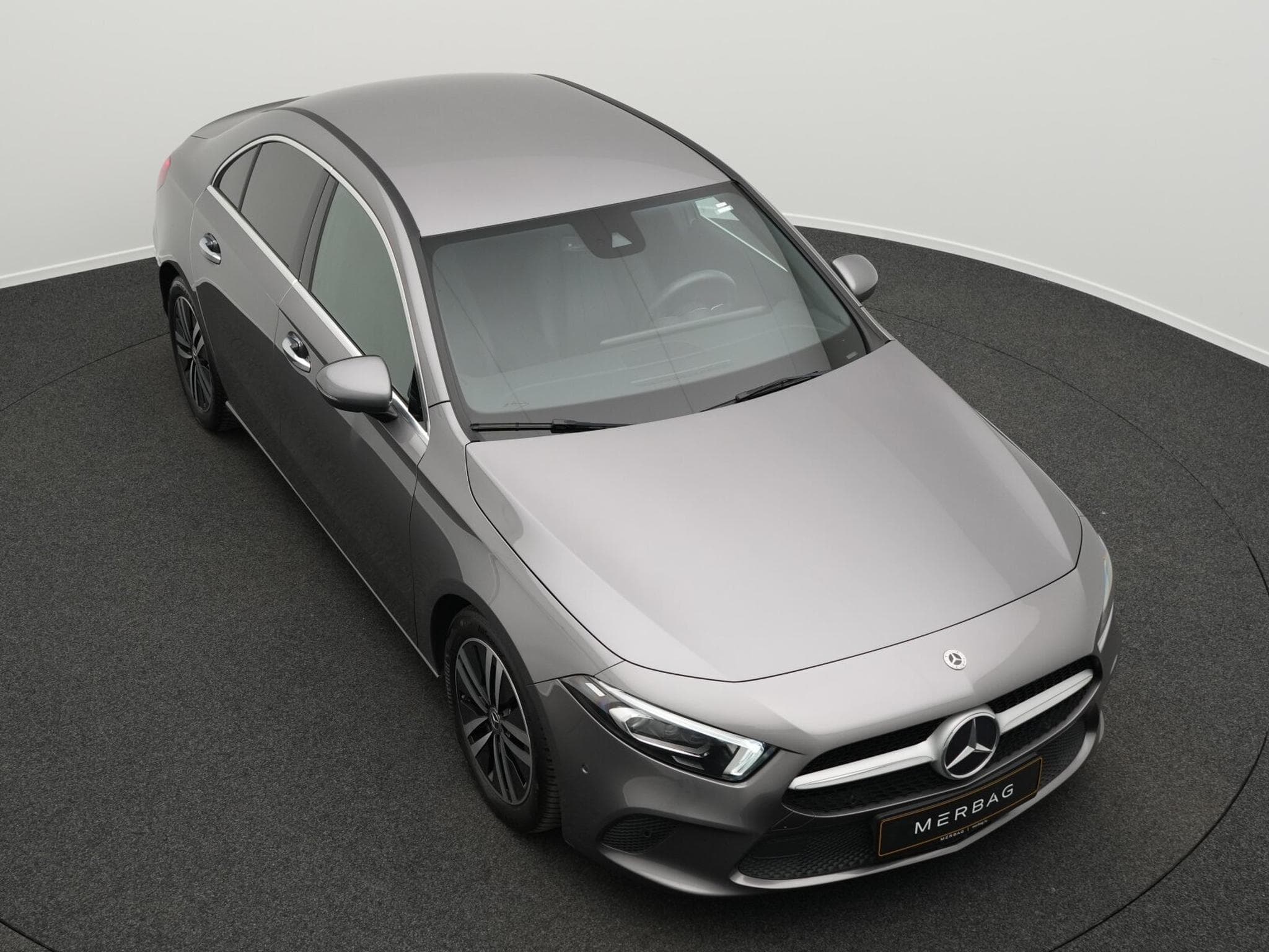 Mercedes A 180 d AMG-Line Multi+360°+Pano+Night+Memo (2022) - Photo 10