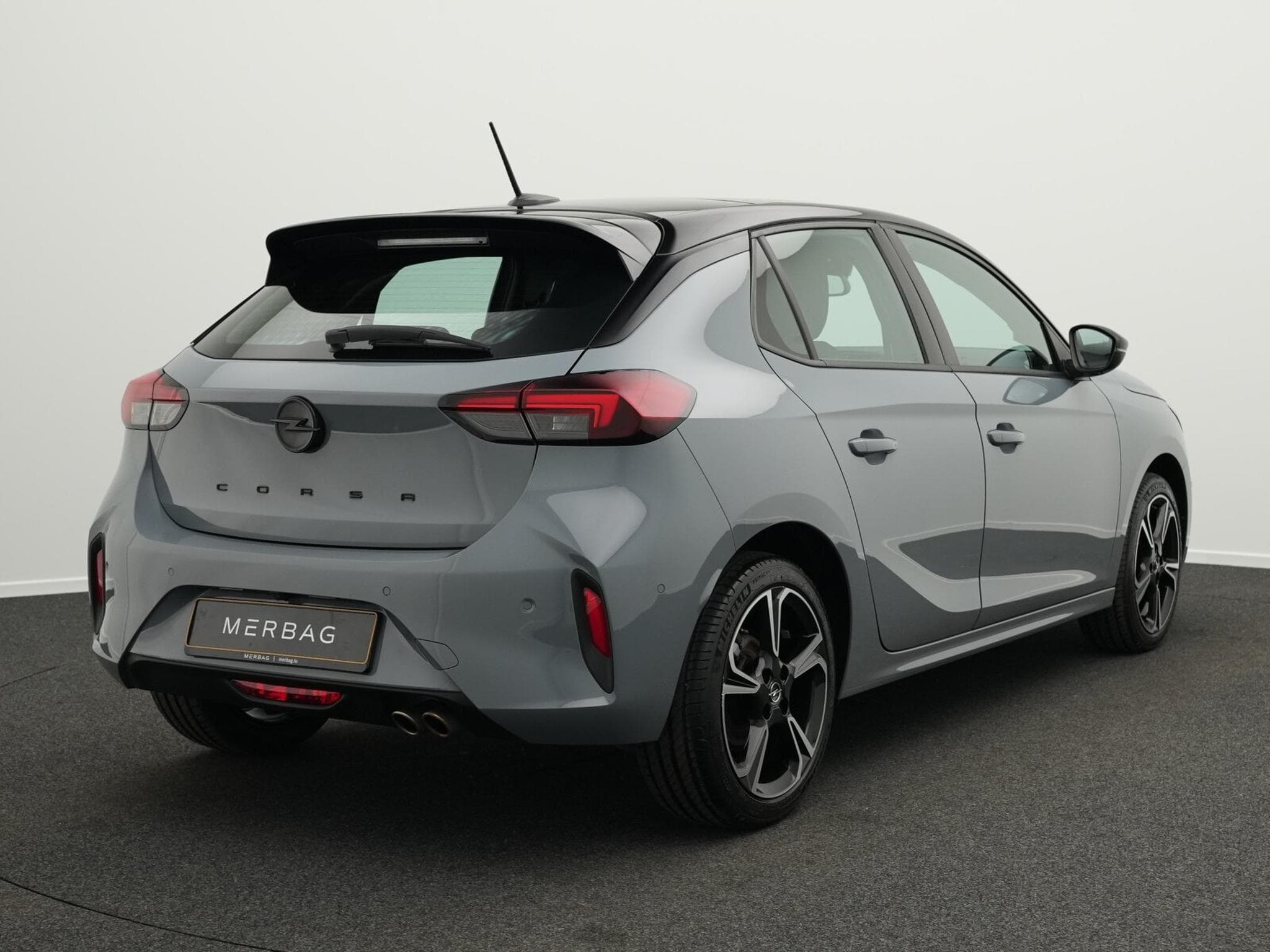 Opel Corsa F 1.2 Turbo GS (2024) - Foto 3