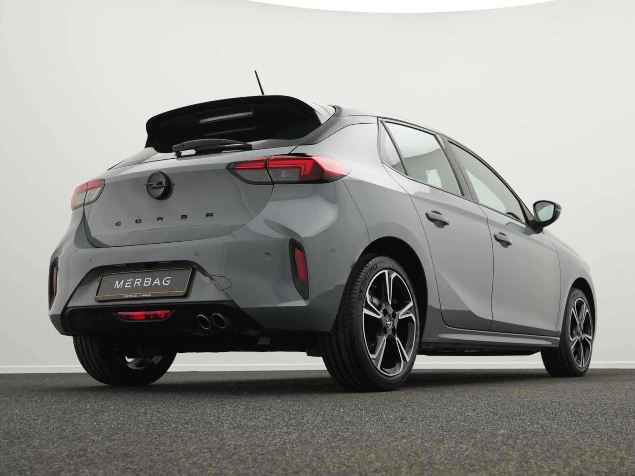 Opel Corsa F 1.2 Turbo GS (2024) - Foto 9