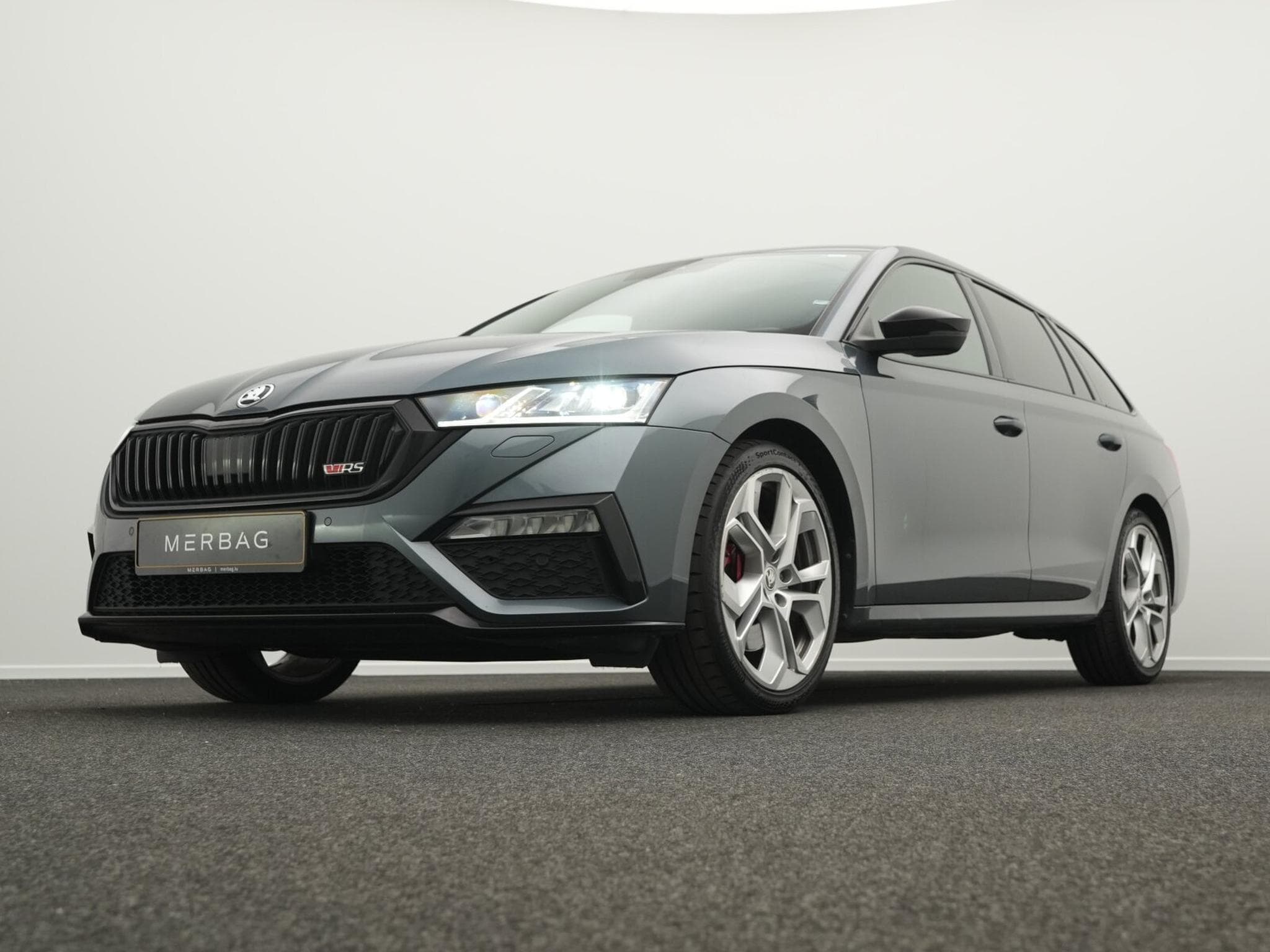 SKODA OCTAVIA Octavia Combi 2.0 TSI RS OPF (1970) - Photo 8
