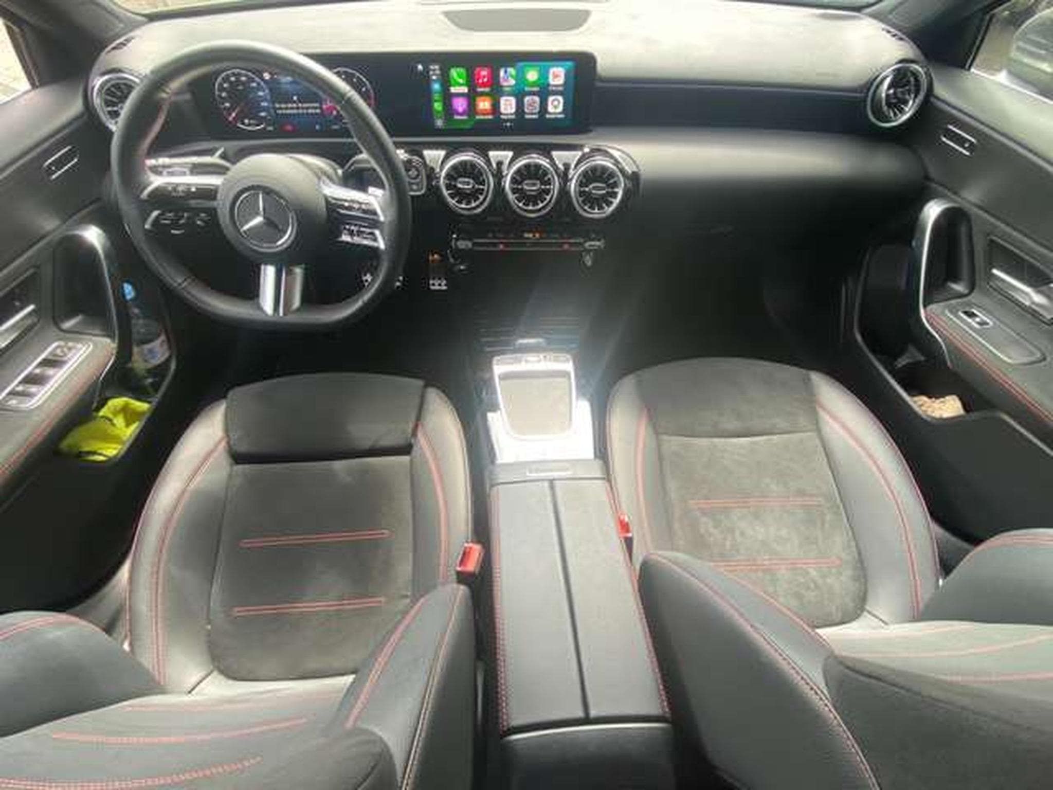 Mercedes A 200 A 200 7G-DCT AMG Line Advanced (2024) - Foto 8