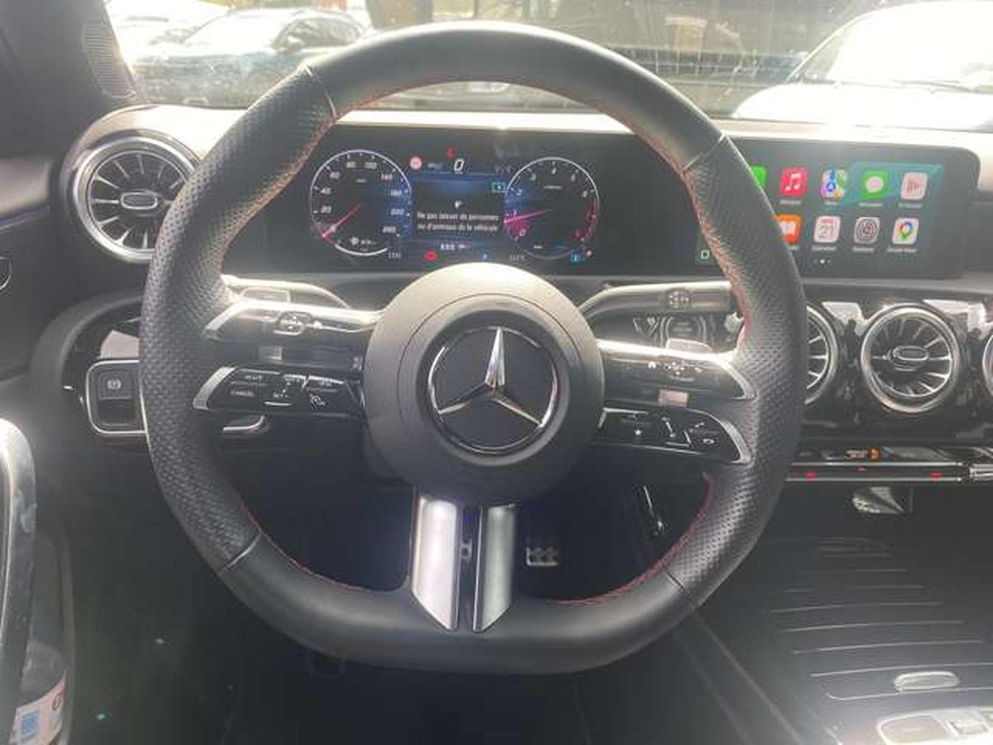 Mercedes A 200 A 200 7G-DCT AMG Line Advanced (2024) - Foto 9