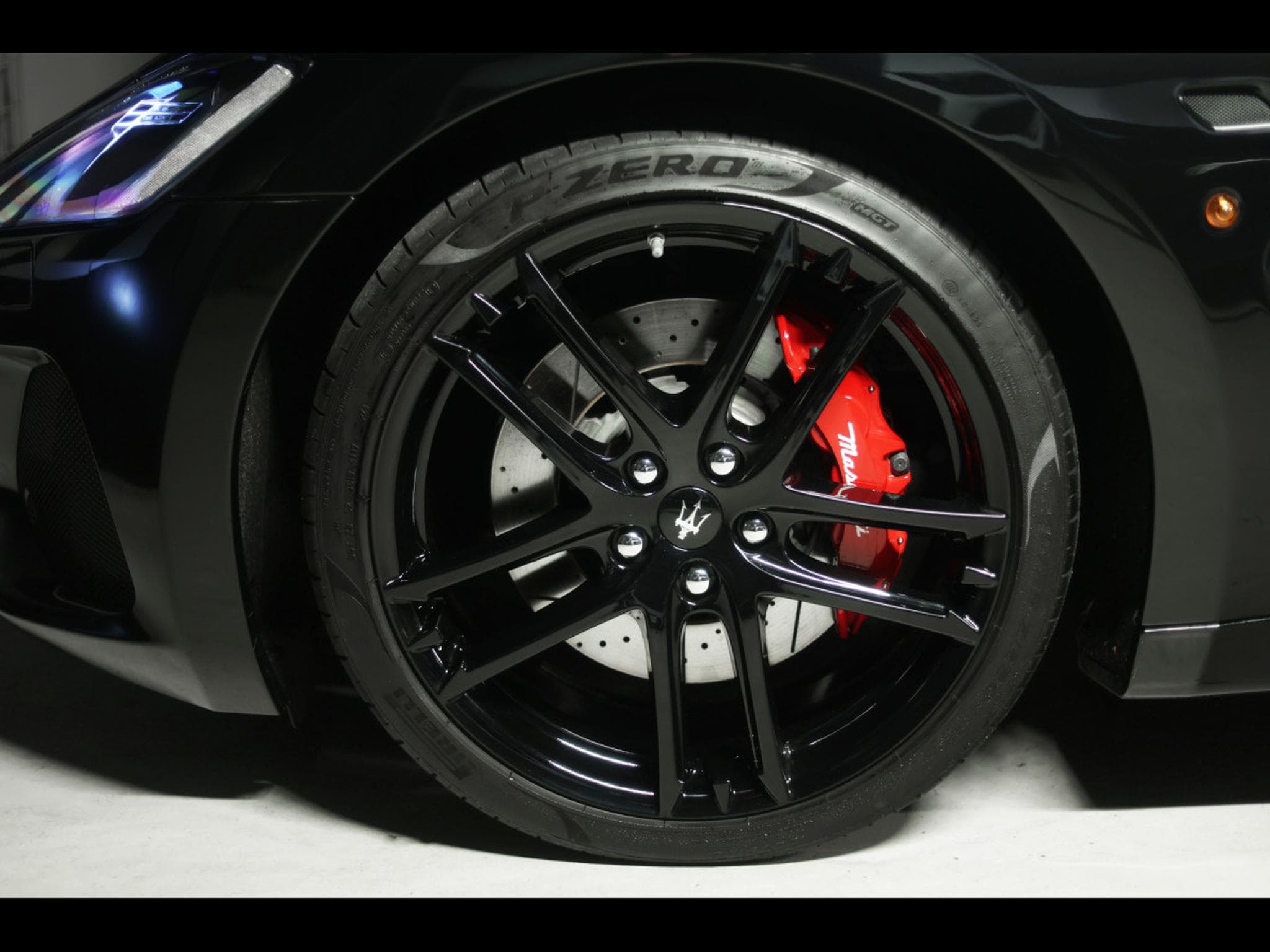 Maserati GranTurismo 4.7 V8 MC (460 CH) PHASE 2 - IMMAT. FR - PPF (2019) - Foto 8