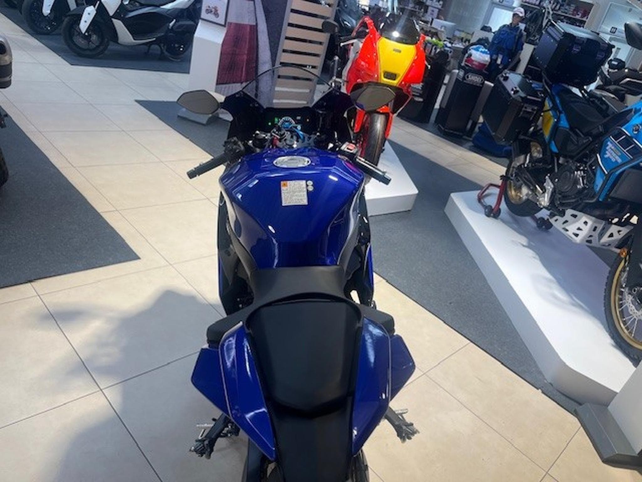 Yamaha R9 (2026) - Foto 10