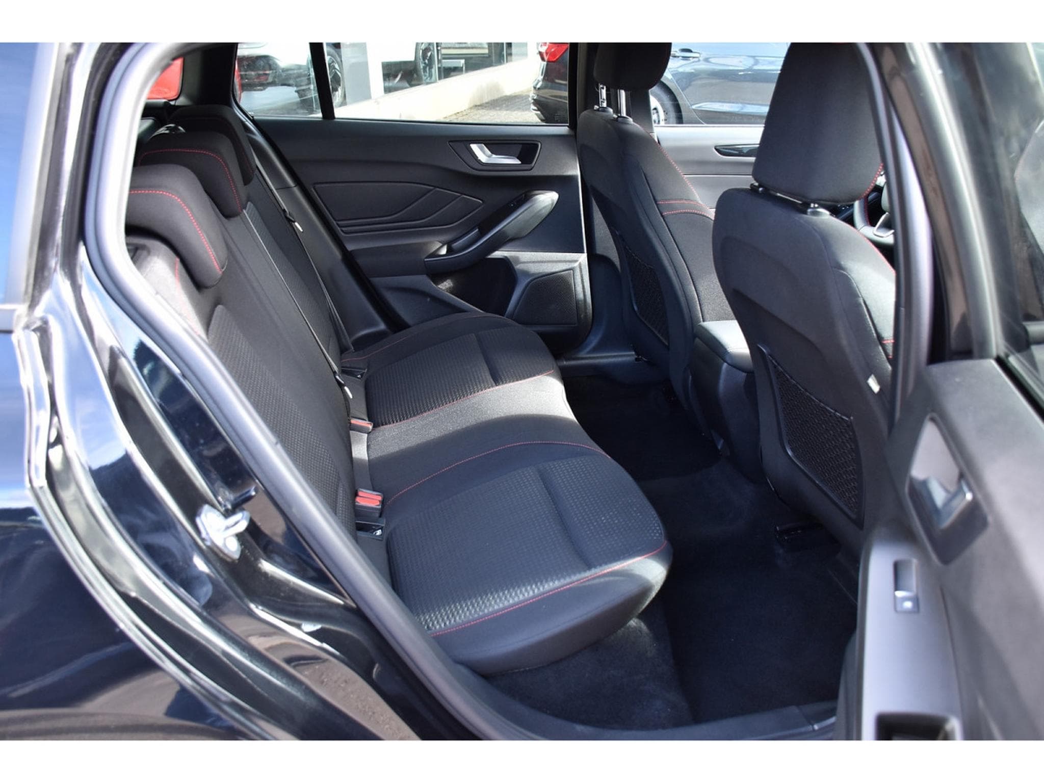 Ford Focus Clipper 1.0 EcoBoost MHEV ST-Line Auto. ACC LANE SIDE CAM (2025) - Photo 8