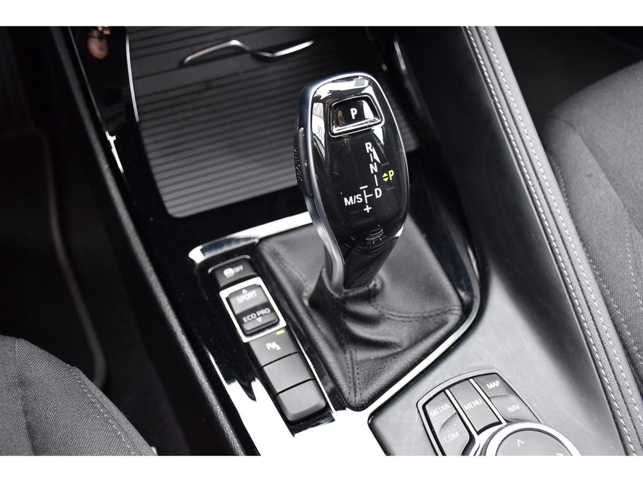 BMW X2 1.5 dA sDrive16 REGUL GPS PARK LED 1° MAIN (2023) - Photo 16