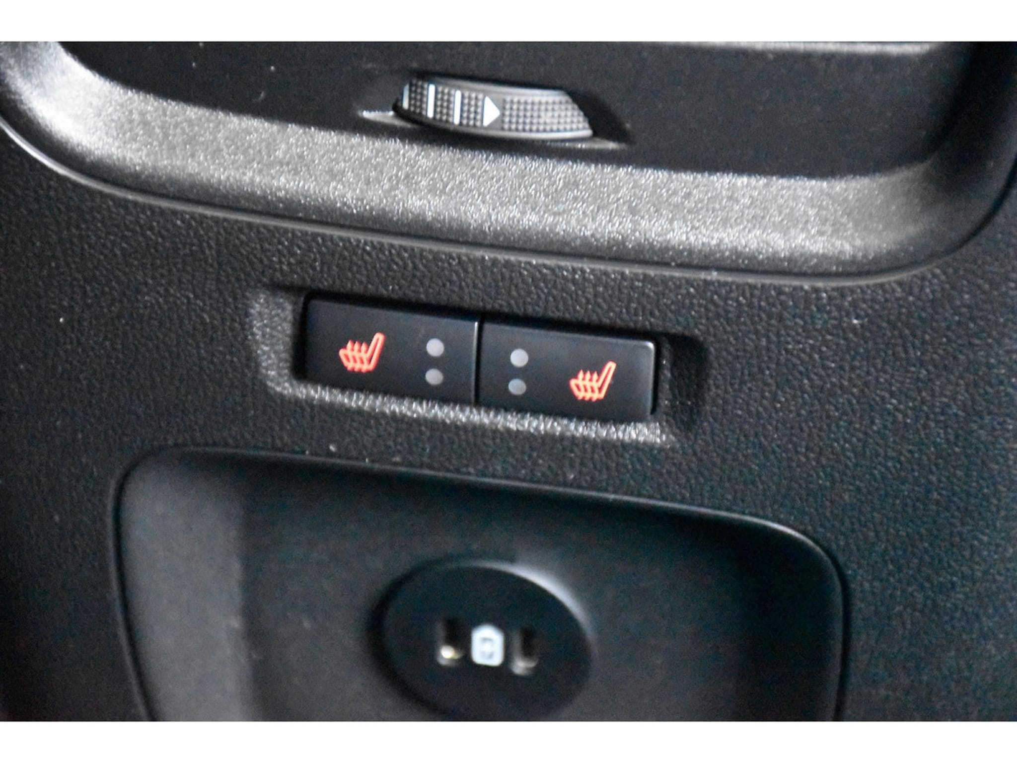 Ford Kuga 1.5 EcoBoost ST-Line Auto. PACK HIVER GPS LANE CAM NEUF (2025) - Photo 23