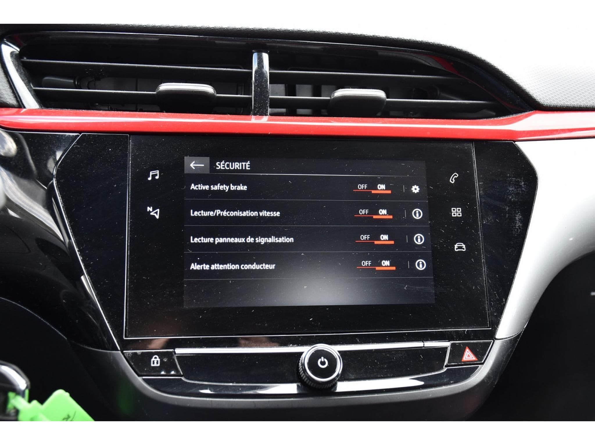 Opel Corsa 1.2 GS Line REGUL LANE CAM LED 1° MAIN (2021) - Photo 13