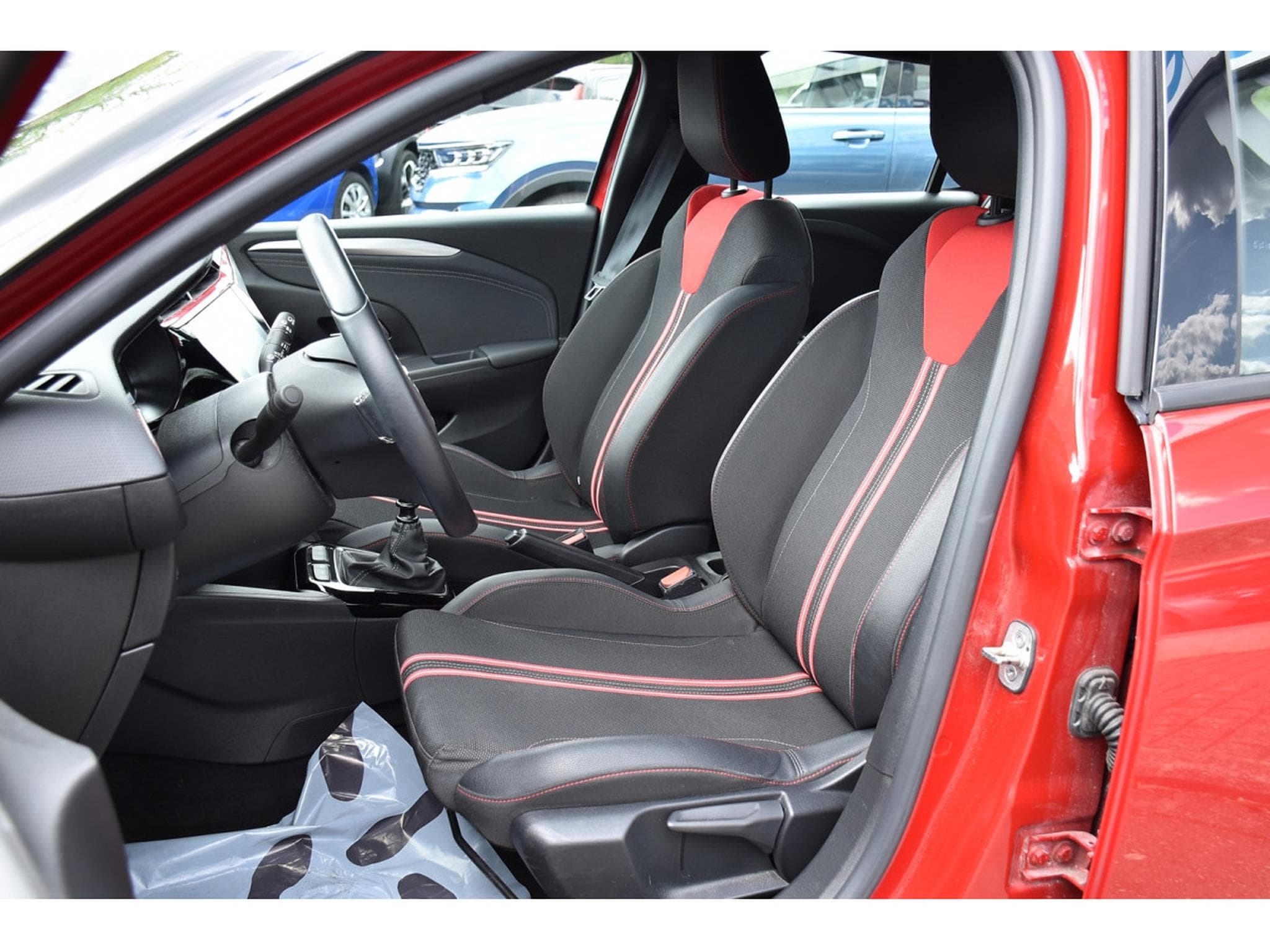 Opel Corsa 1.2 GS Line REGUL LANE CAM LED 1° MAIN (2021) - Photo 6