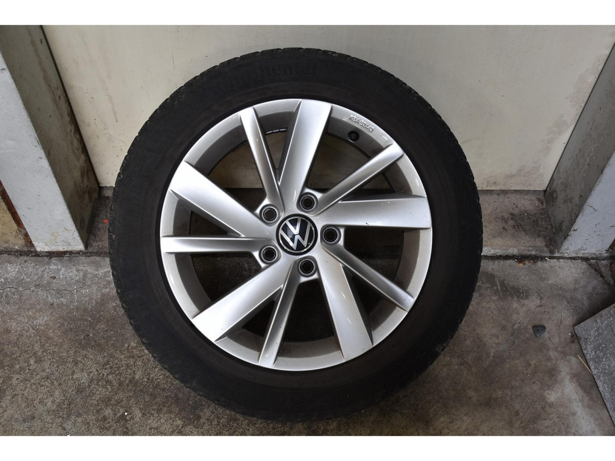 VW Golf 1.5 eTSI R-Line DSG ACC TRAVEL SIDE CAM PARK KEYLESS 1° MAIN (2021) - Photo 25