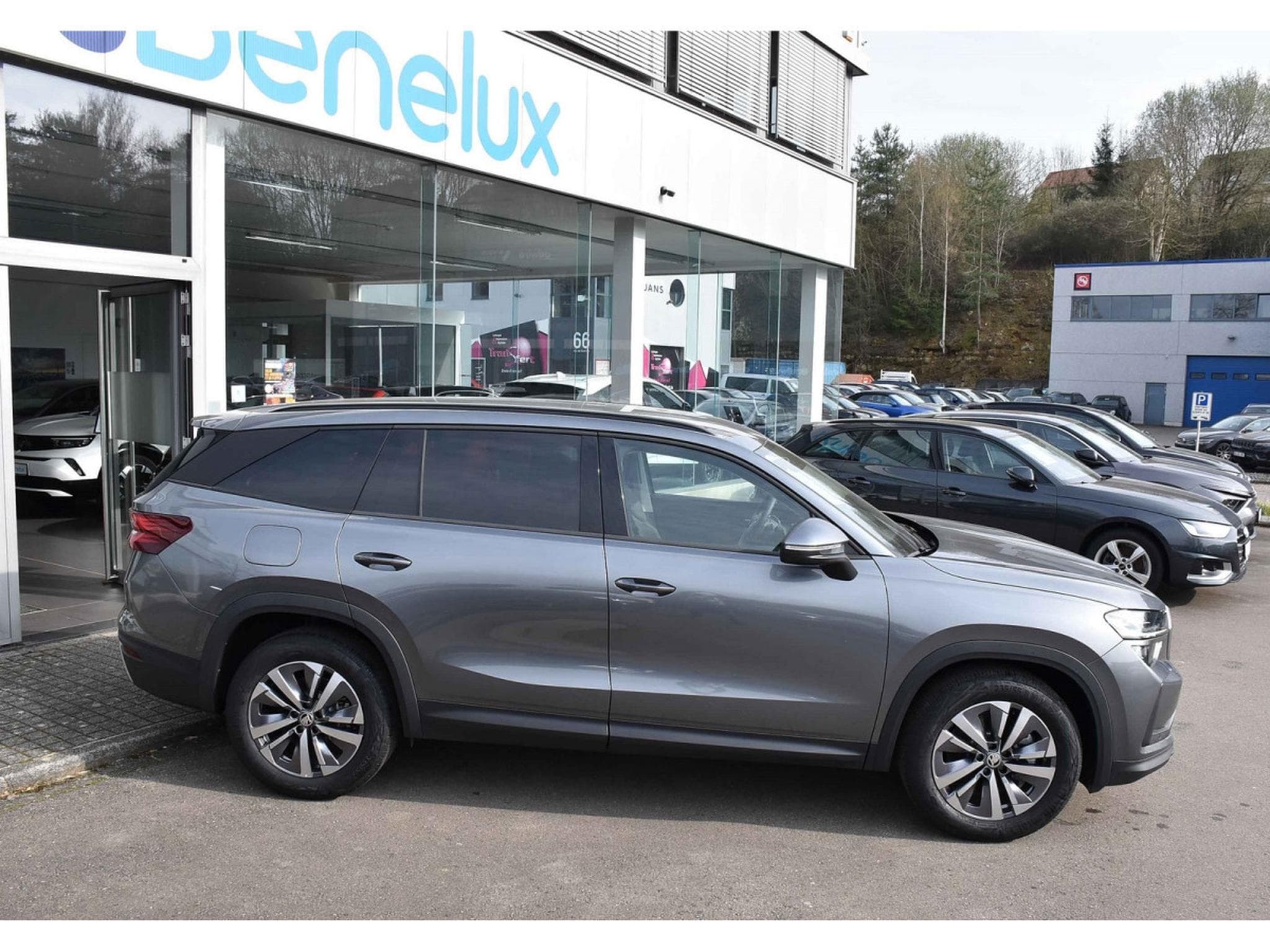 Skoda Kodiaq 2.0 TDI Selection DSG 7 Pl. MEMO ACC LANE SIDE MATRIX NEUF (2025) - Photo 3