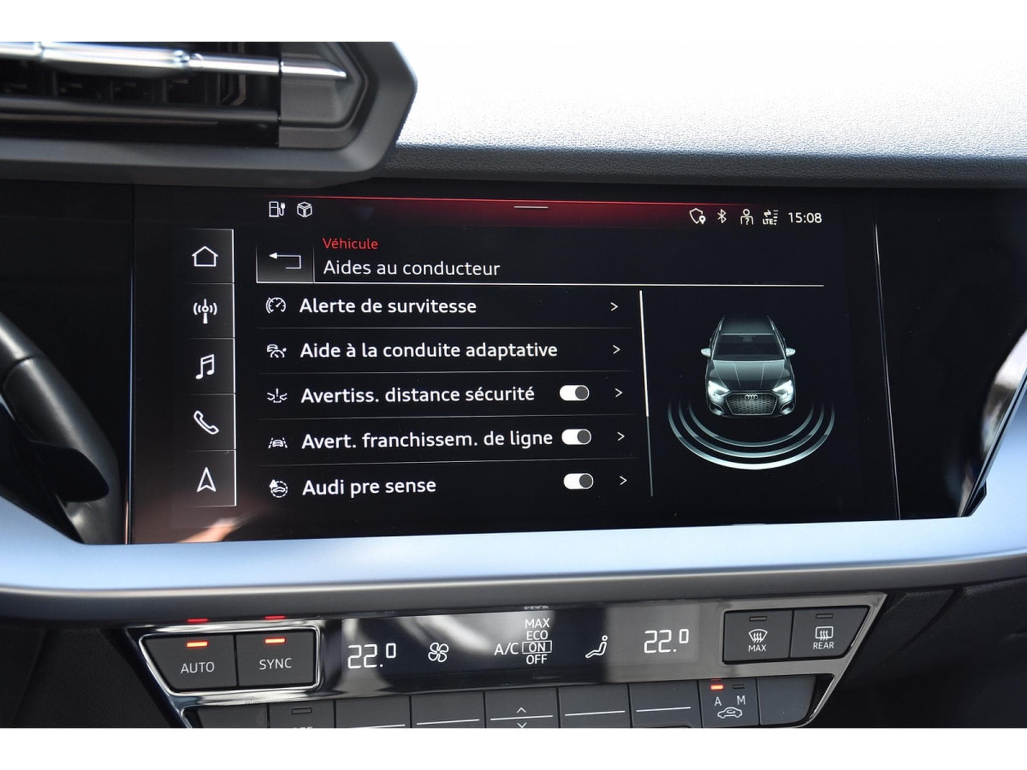 Audi A3 Sportback 40 TFSIe PHEV 24g CO2 S-Tronic ACC LANE SIDE CAM (2023) - Photo 14