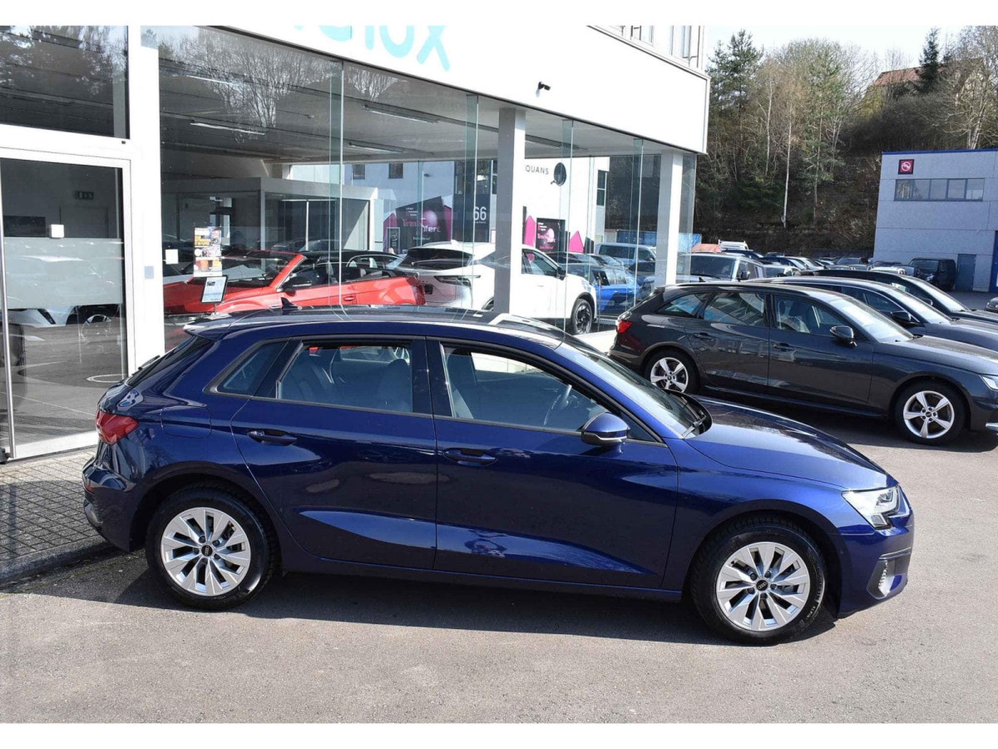 Audi A3 Sportback 40 TFSIe PHEV 24g CO2 S-Tronic ACC LANE SIDE CAM (2023) - Photo 3