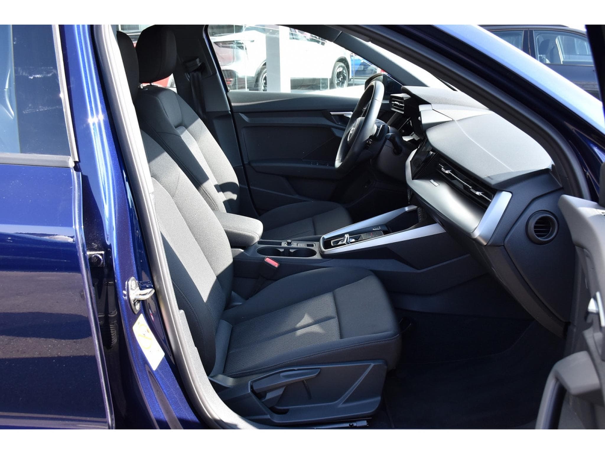 Audi A3 Sportback 40 TFSIe PHEV 24g CO2 S-Tronic ACC LANE SIDE CAM (2023) - Photo 7