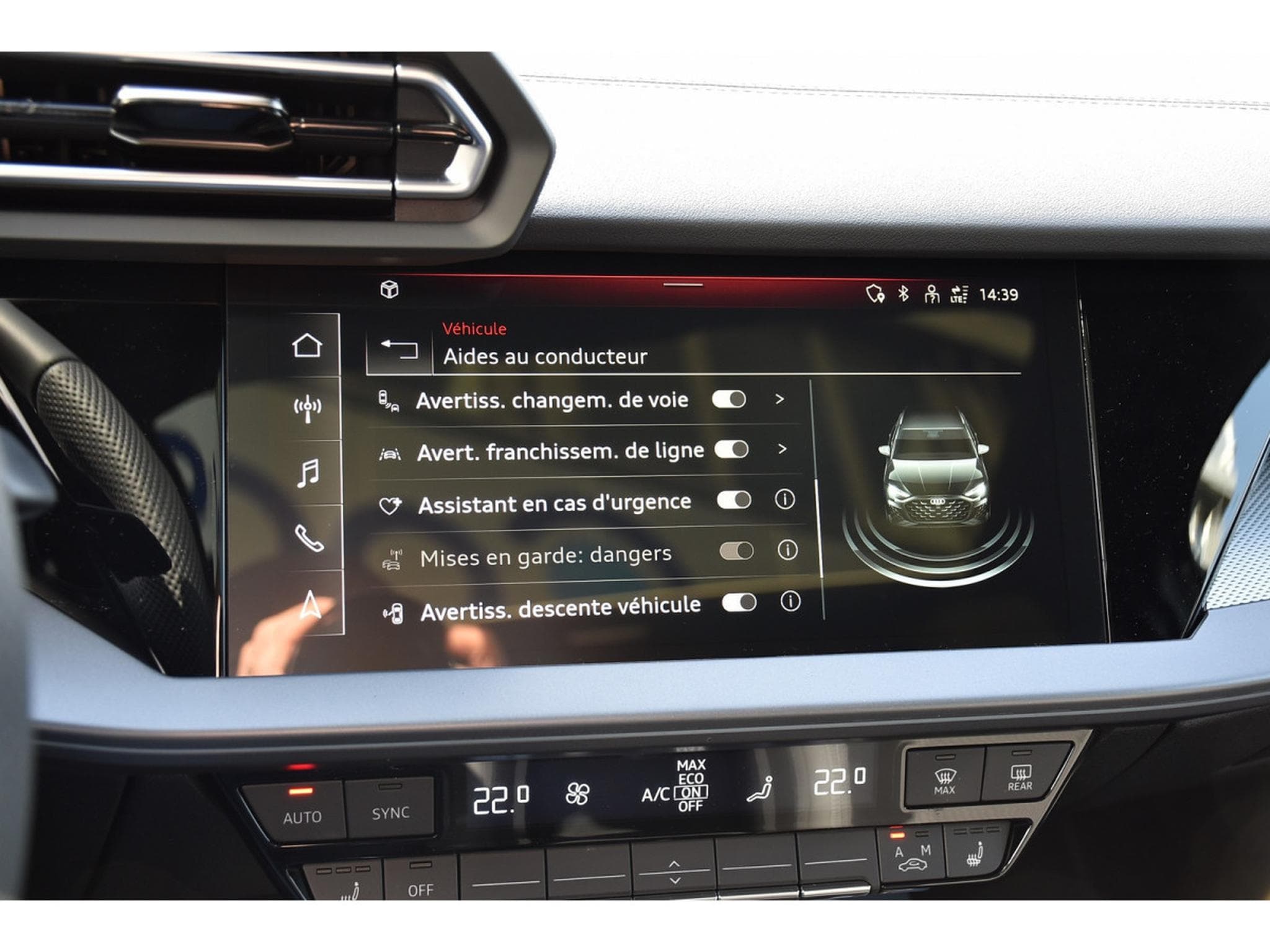 Audi A3 Sportback 35 TFSI S-Line S-Tronic PANO SONOS ACC CAM NEUVE (2025) - Photo 13