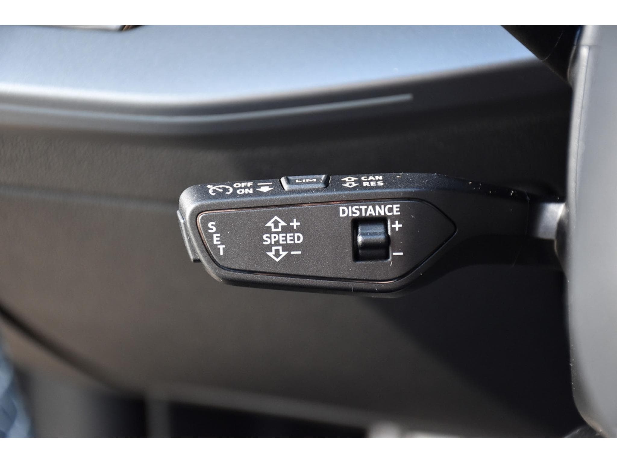 Audi A3 Sportback 35 TFSI S-Line S-Tronic PANO SONOS ACC CAM NEUVE (2025) - Photo 23