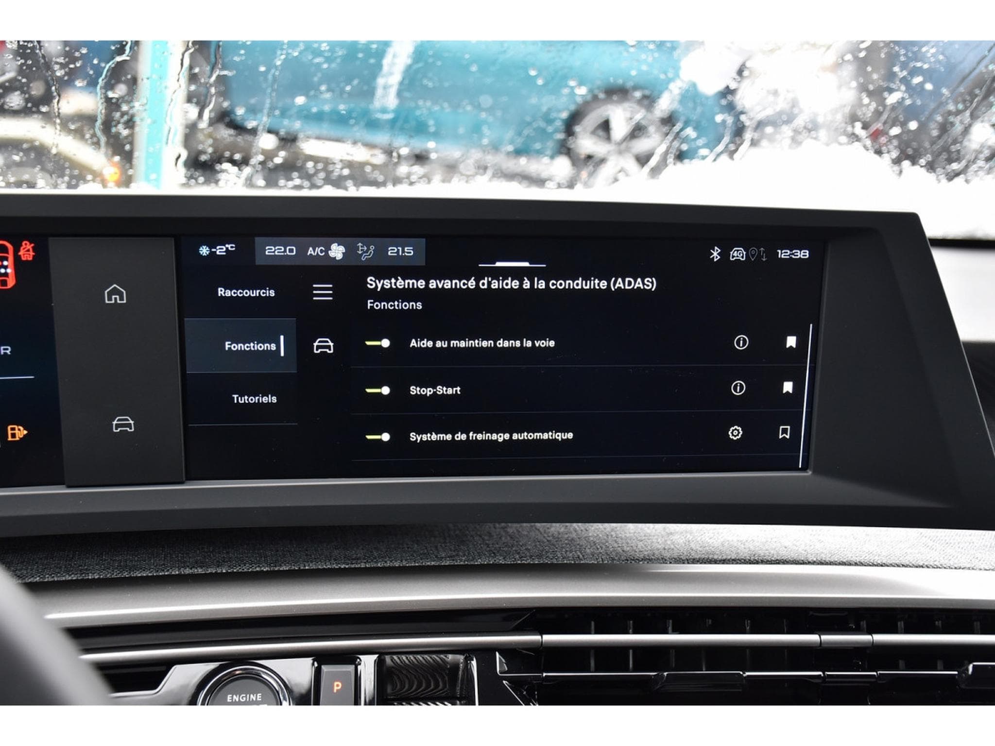 Peugeot 3008 1.2 Hybrid 145 Allure e-DSC6 REGUL LANE CAM JA19 NEUF (2025) - Photo 14