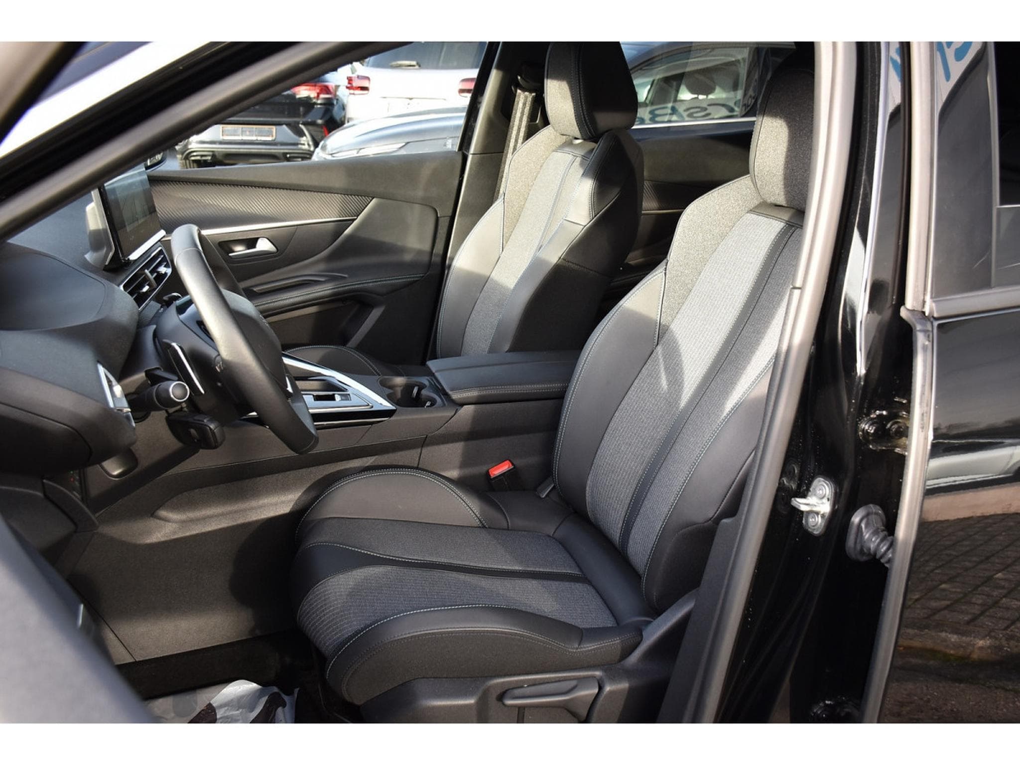 Peugeot 3008 1.6 Hybrid PHEV 180 Allure e-EAT8 ACC LANE SIDE CAM 1° MAIN (2024) - Photo 6